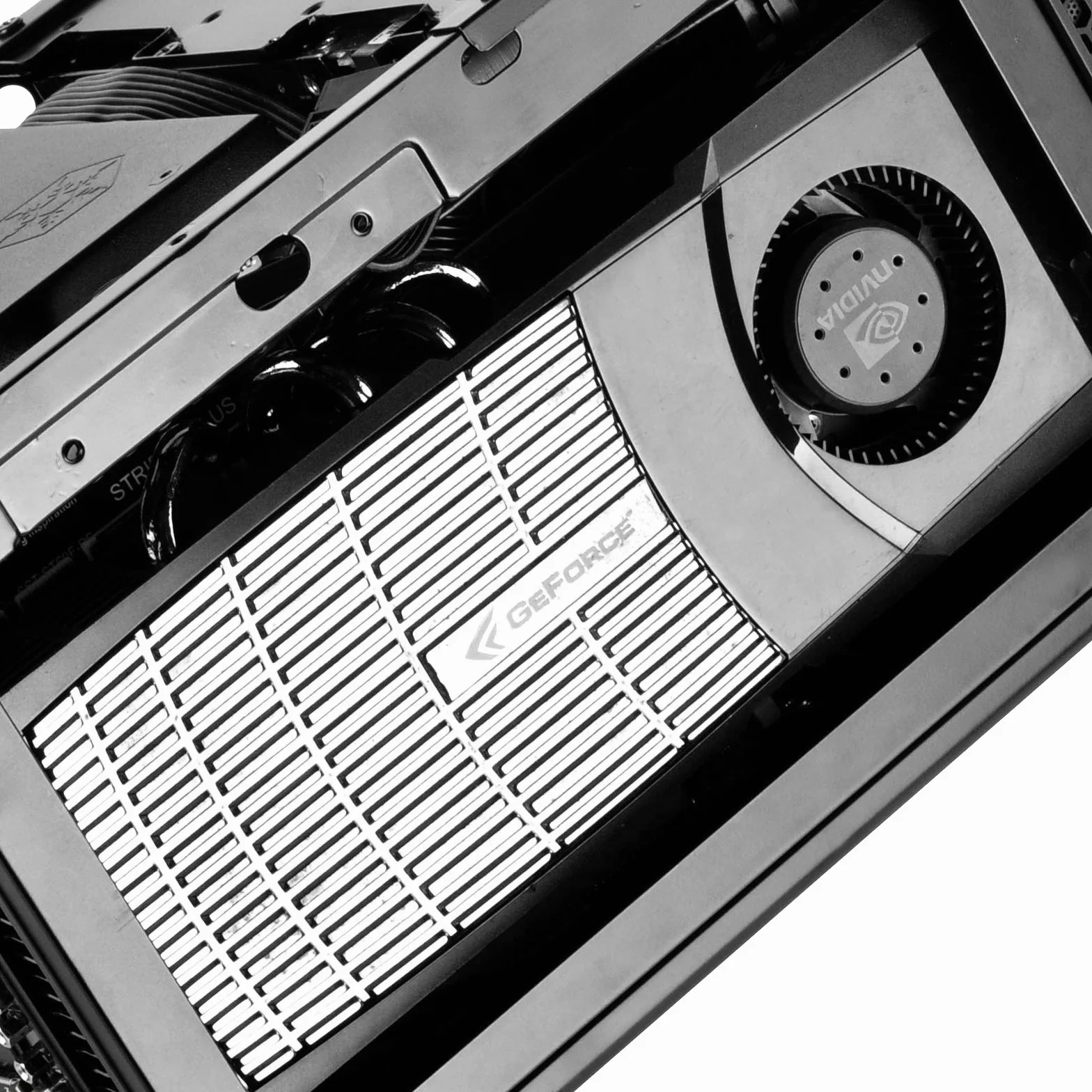 SilverStone SST-SG13B-C - Sugo Mini-ITX kompaktowa obudowa Cube, przednia osłona z siateczki, przyłącze USB typu C z przodu, czarna