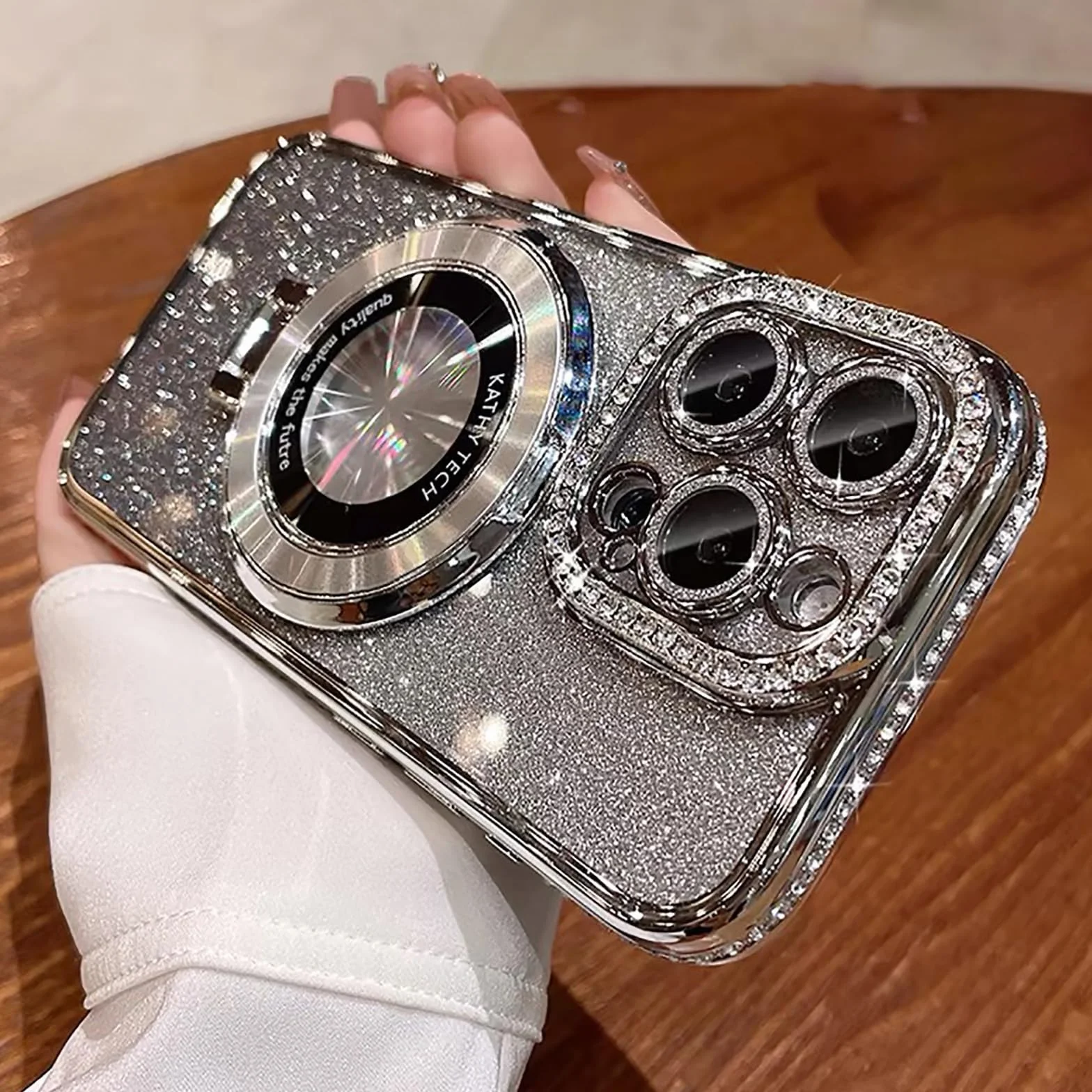 Magnetyczne etui z podpórką do iPhone'a 16 Pro Max, z brokatową osłoną soczewek, kompatybilne z Magsafe, luksusowe błyszczące diamentowe etui, brokatowe etui na telefon z kryształami górskimi (dla
