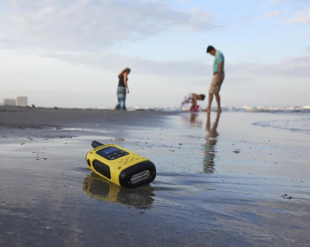 Motorola Mobility TLKR T92 H2O A9P00811YWCMAG - Zestaw Krótkofalówek, Do 10 km, Żółty/Czarny, 2 Sztuki