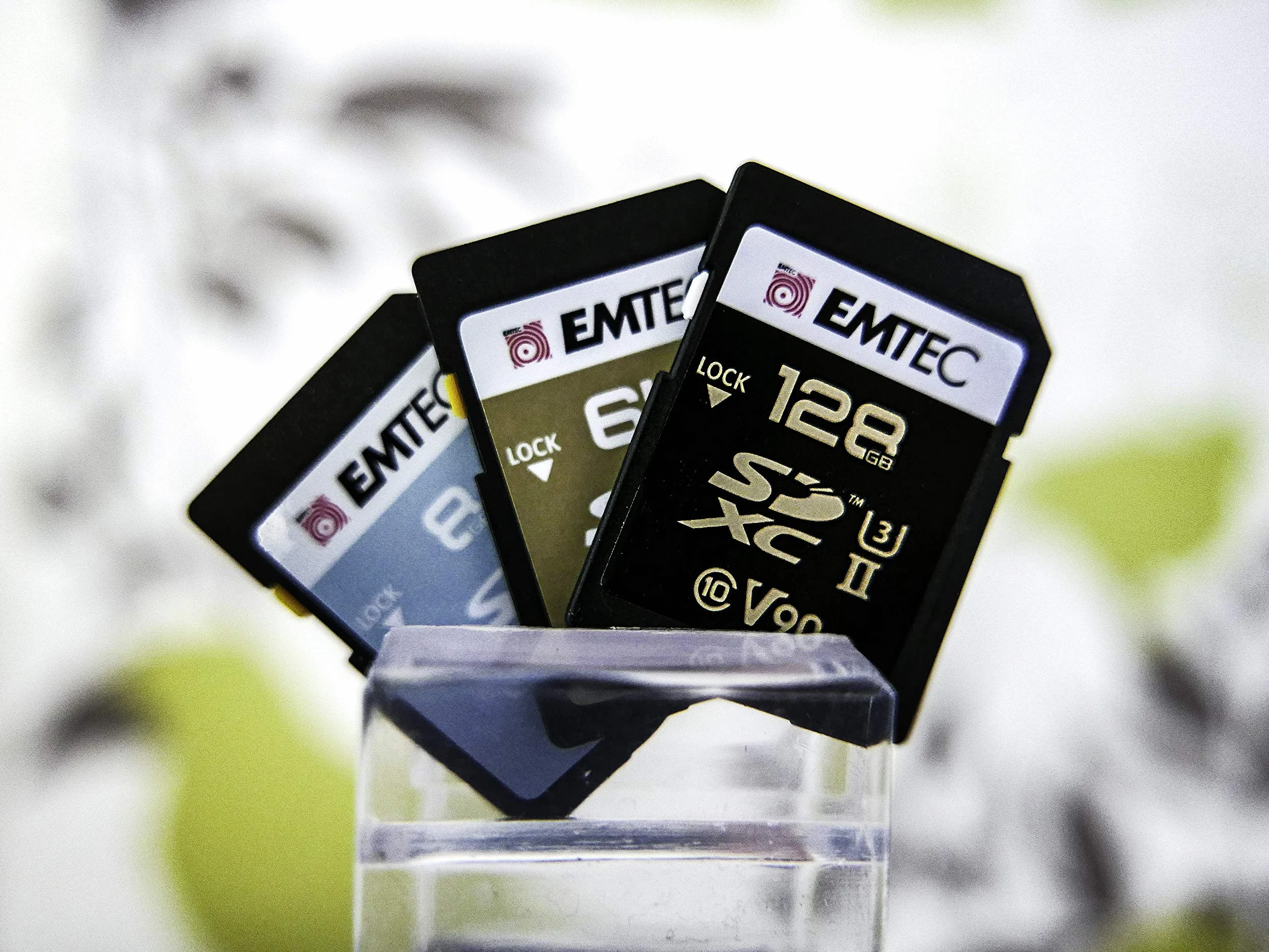 EMTEC ECMSD128GXC10SP - Karta SD - UHS-I U3 - Klasa 10 - Zakres Speedin - z adapterem o ultra wysokiej wydajności - Prędkość odczytu do 95MB/S - 128 Gb