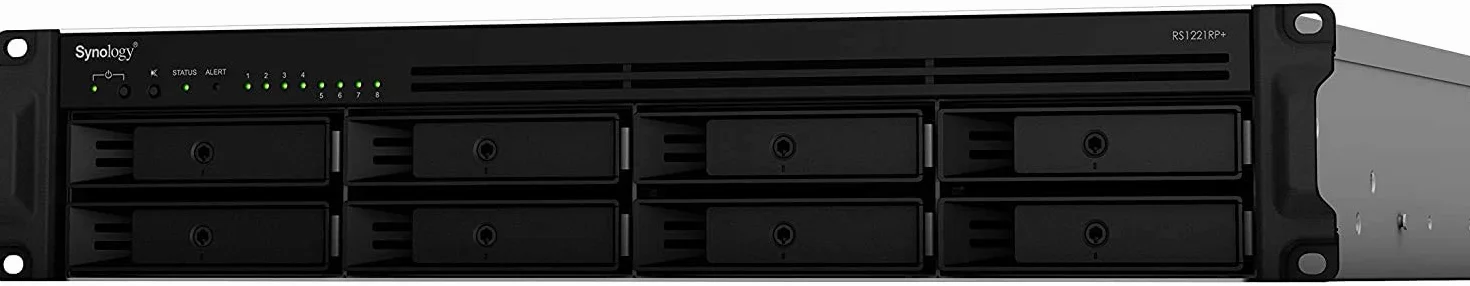 Synology Czterordzeniowy procesor RS1221RP+8 Bay NAS 2,4 GHz