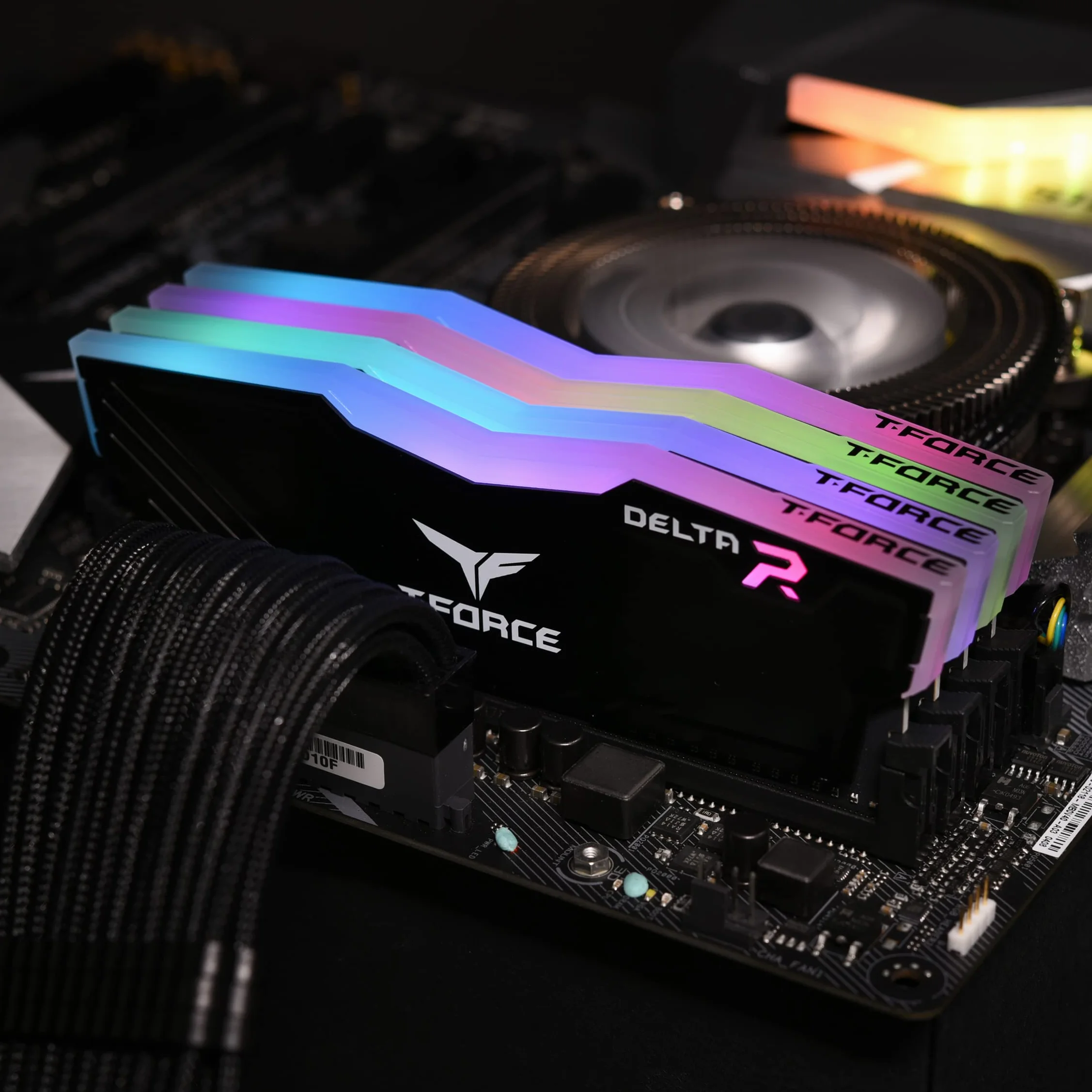 memory D4 3200 16GB C16 Team Delta RGB czarny K2