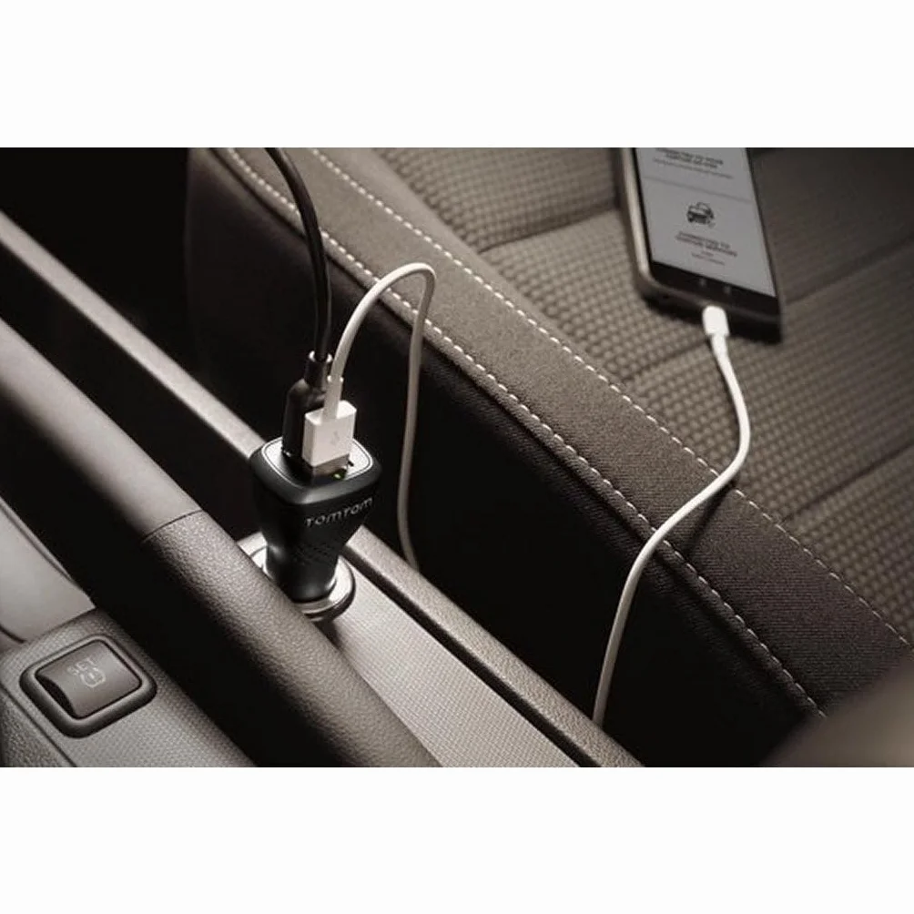 TomTom podwójna szybka ładowarka samochodowa USB 12V/24V 2,4A dla wszystkich nawigacji TomTom oraz innych urządzeń USB typu smartfon czy tablet