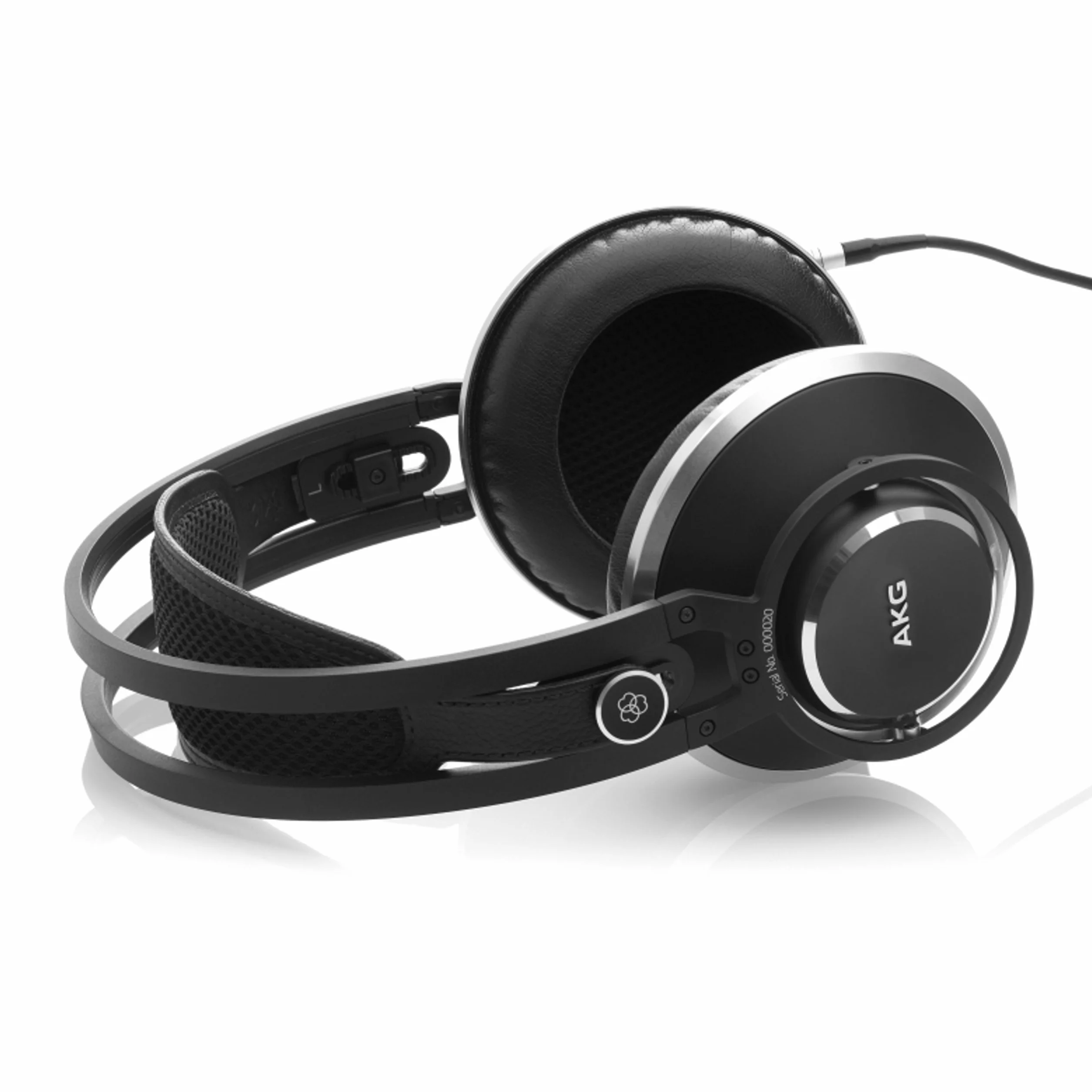 AKG K-872 - Zamknięte słuchawki studyjne