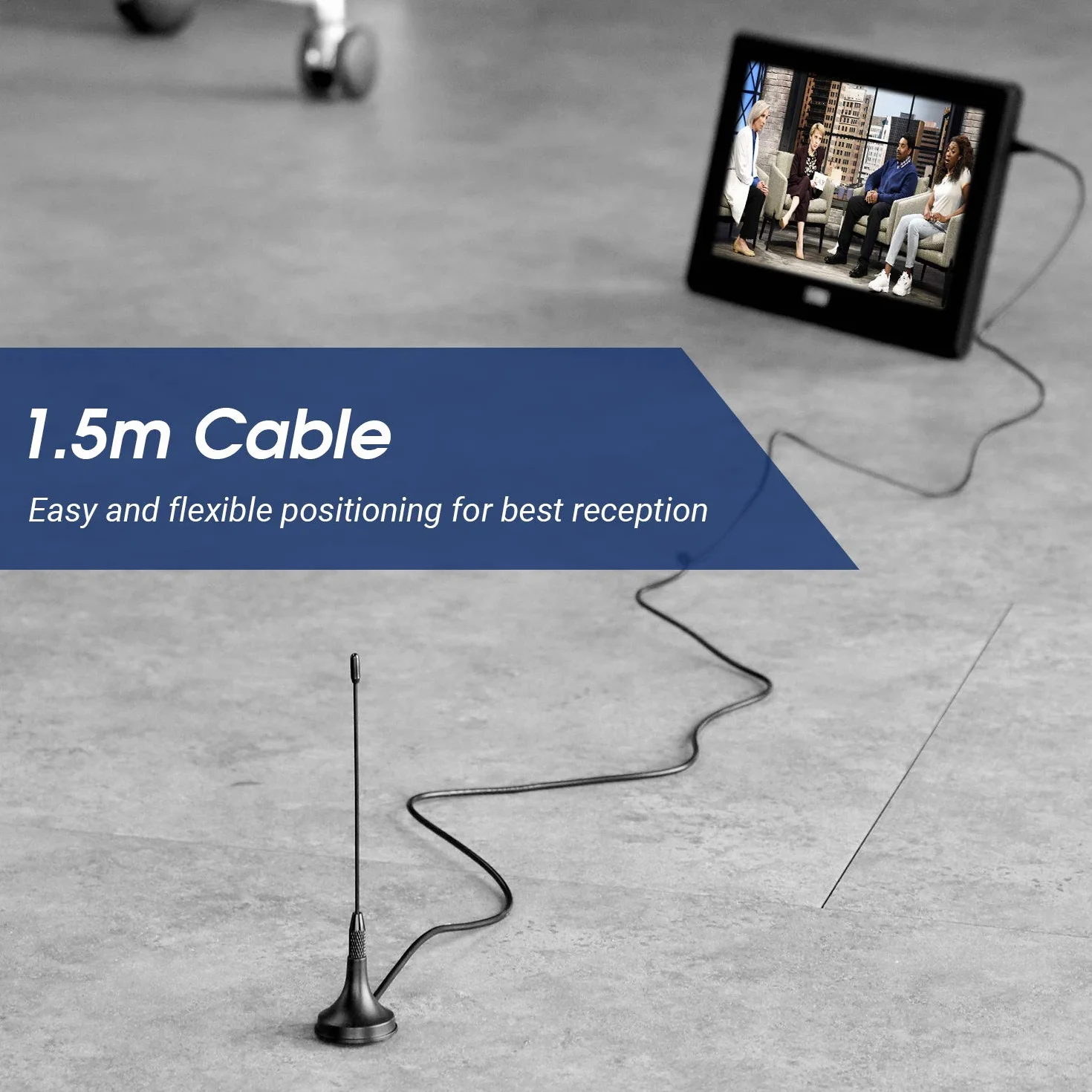 August DTA180 Przenośna antena telewizyjna, mini wewnętrzna antena Freeview HD do DVB-T2, tunerów USB, telewizorów 4K, dekoderów - podstawa magnetyczna, kabel koncentryczny 1,5 m, czarna