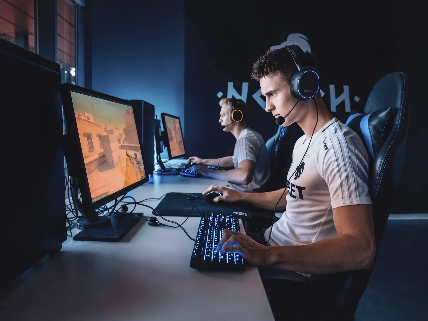 SteelSeries Arctis Pro – Gamingowy zestaw słuchawkowy – Przetworniki Hi-Res – DTS Headphone:X v2.0 Surround