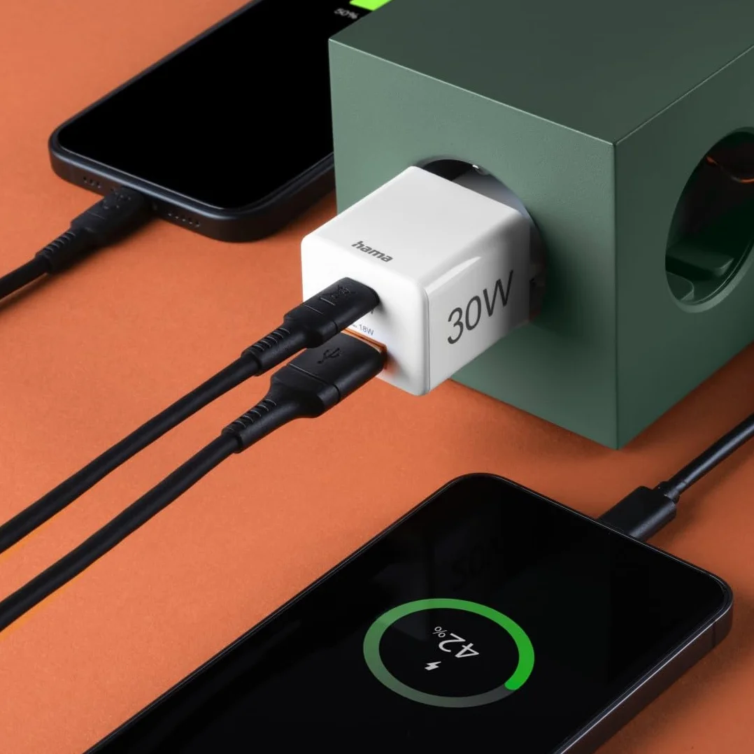 Hama Ładowarka sieciowa do telefonu 30 W (USB C, USB A, adapter do ładowania, Power Delivery, Ouick Charge, do ładowania) biała