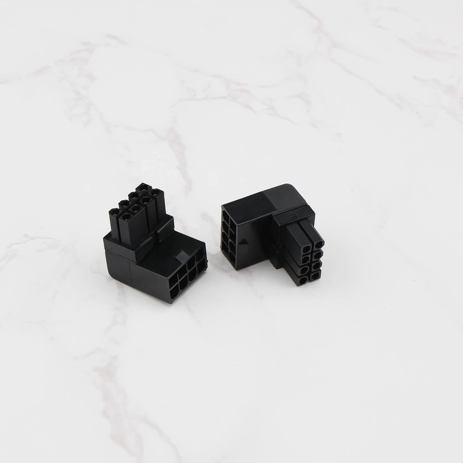 Zasilacz 8-pinowy 90 stopni GPU VGA PCIe adapter kątowy czarny