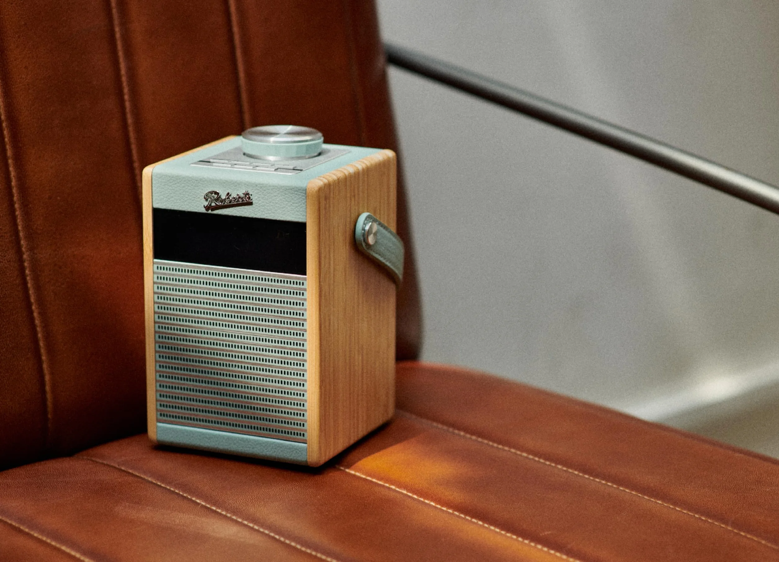 Rambler MIDI Przenośny budzik retro Dab+/FM/Bluetooth Sky Blue
