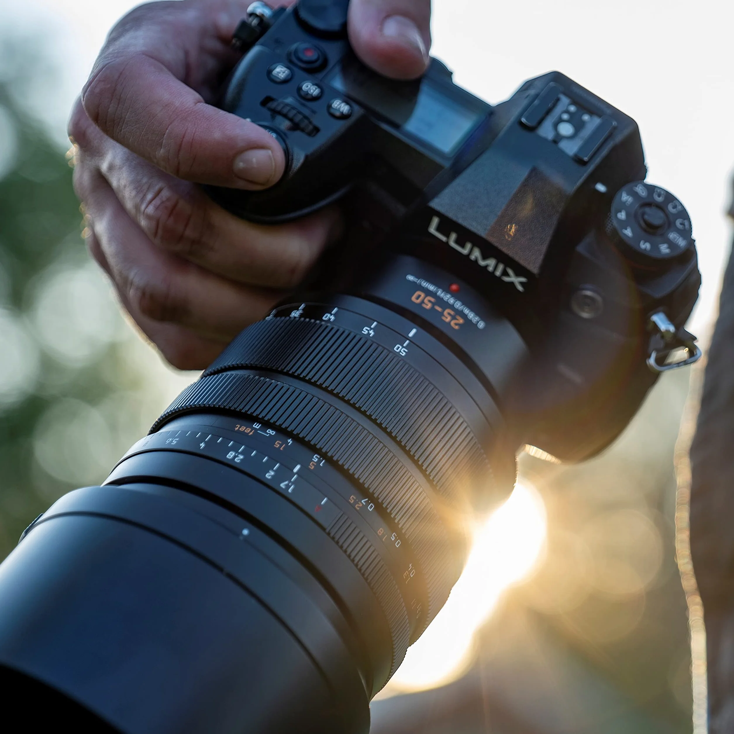 Panasonic H-X2550 LEICA DG VARIO-SUMMILUX teleobiektyw z zoomem (ogniskowa 25-50mm, przysłona F1,7 ASPH., filtr φ77mm, obiektyw mikro 4/3), czarny