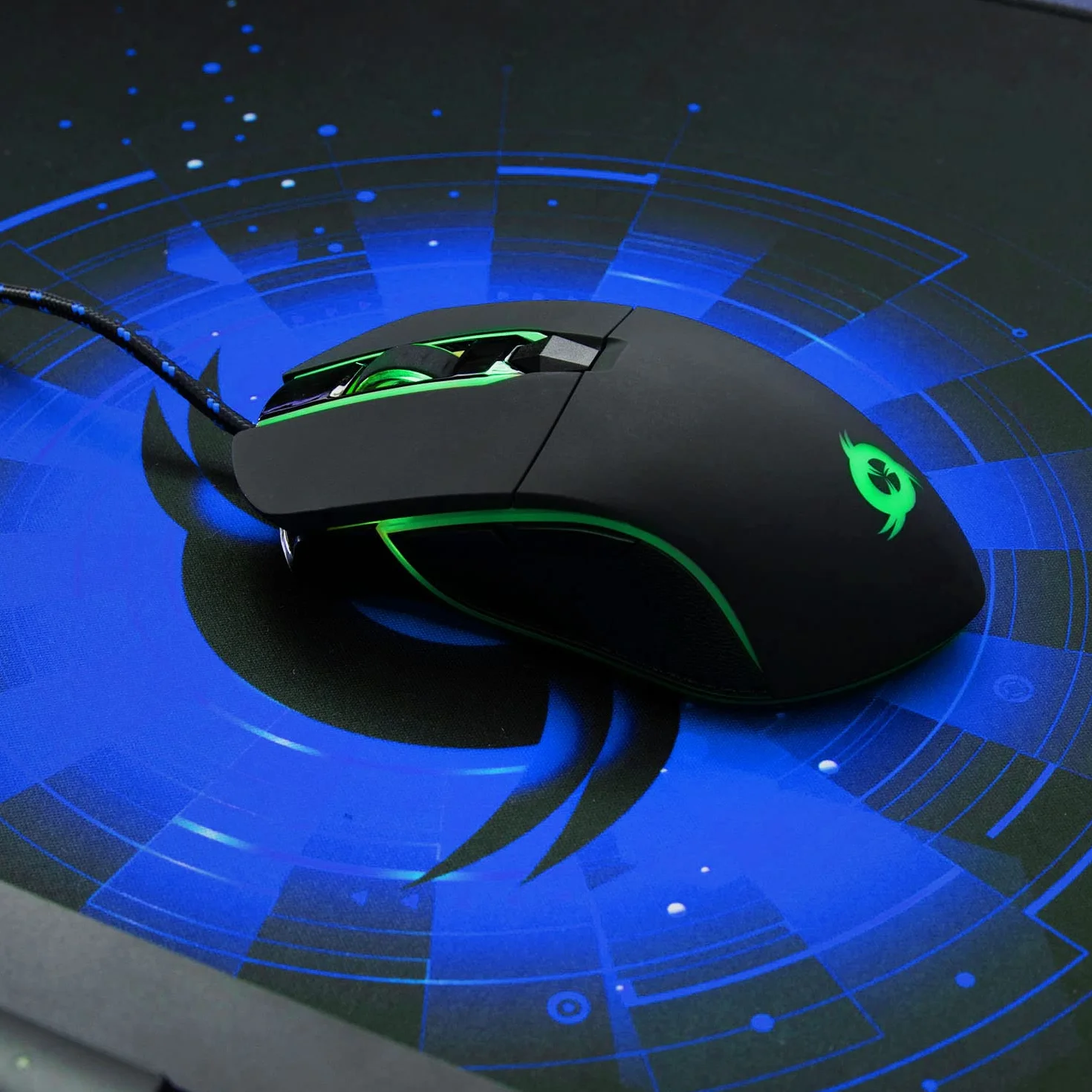 KLIM Mouse Pad XL - Rozszerzona powierzchnia - Bardzo duża podkładka pod mysz do gier - Antypoślizgowa gumowa podstawa - Precyzyjna powierzchnia teksturowana - 900 x 400 x 4 mm - Niebieski