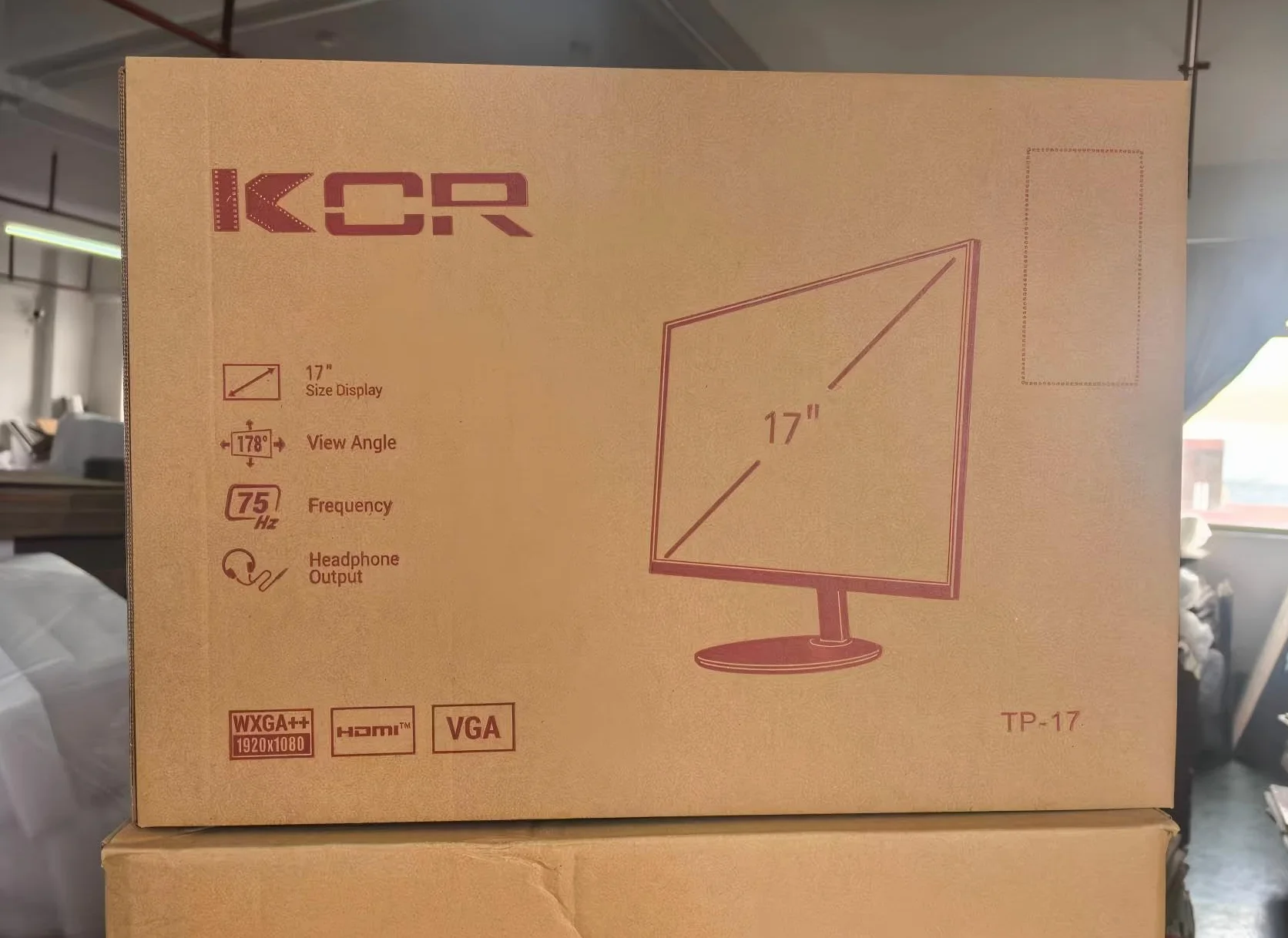 KCR 17-calowy monitor LED FHD 1920 * 1080 | Wejście HDMI VGA, wbudowane głośniki, częstotliwość odświeżania 75 Hz, czas reakcji 5 ms