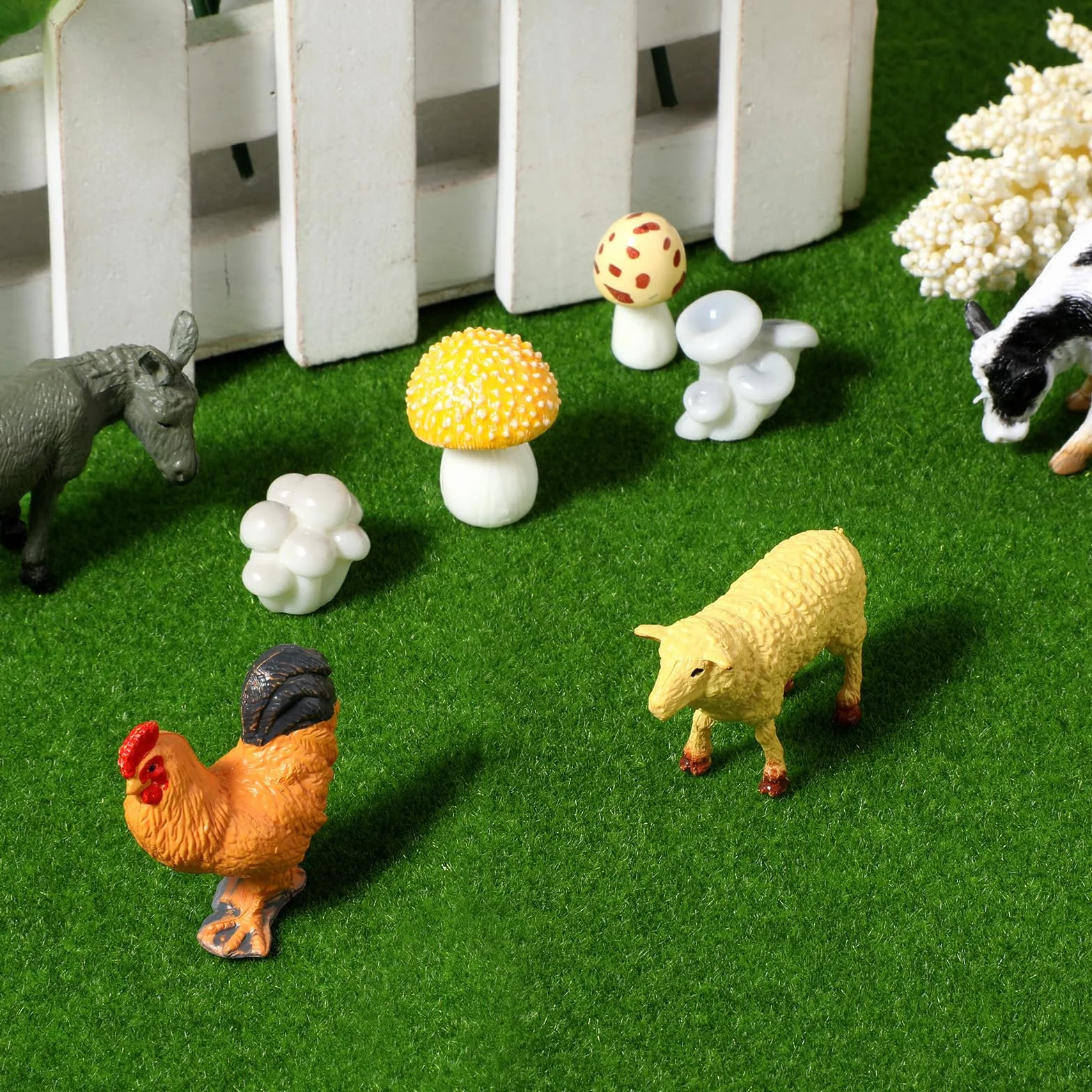 Lusofie Sztuczna trawa 15 x 15 cm miniaturowa murawa zewnętrzna mata DIY