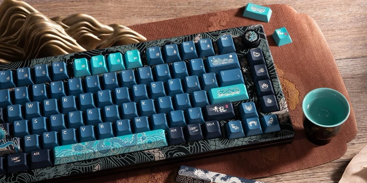 Akko MOD 007 V3 HE Year of Dragon Przewodowa Klawiatura Mechaniczna, RGB LED, 8000Hz Polling Rate, Rapid Trigger, Dynamic Keystrokes, Mod-Tap, Toggle Key, Cream Yellow Magnetic Switch