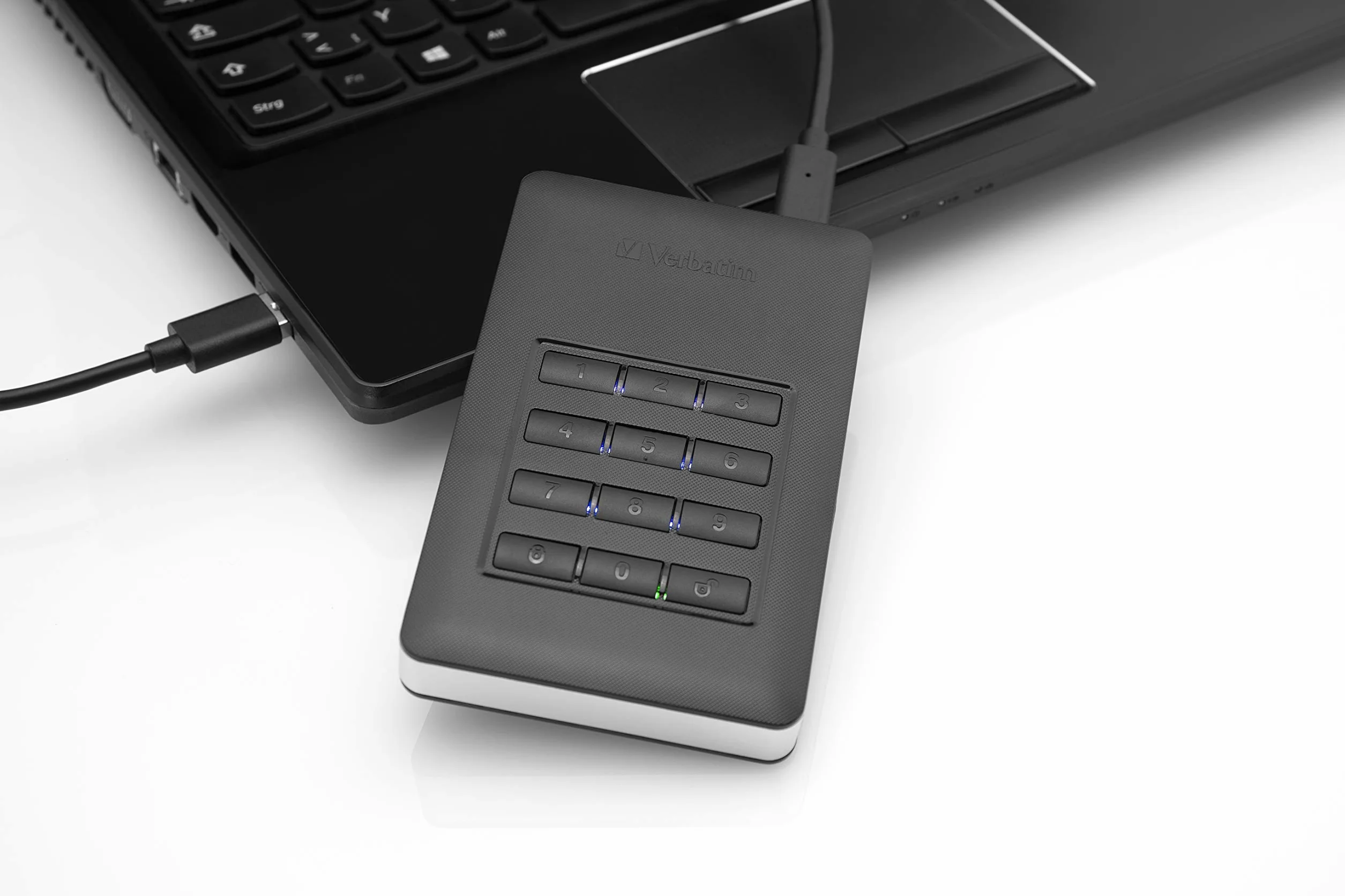 Verbatim Store 'n' Go Secure Port. HDD USB 3.1. Gen 1. 2 TB, Black, 53403 (USB 3.1. Gen 1. 2 TB, Black With Keypad Access)