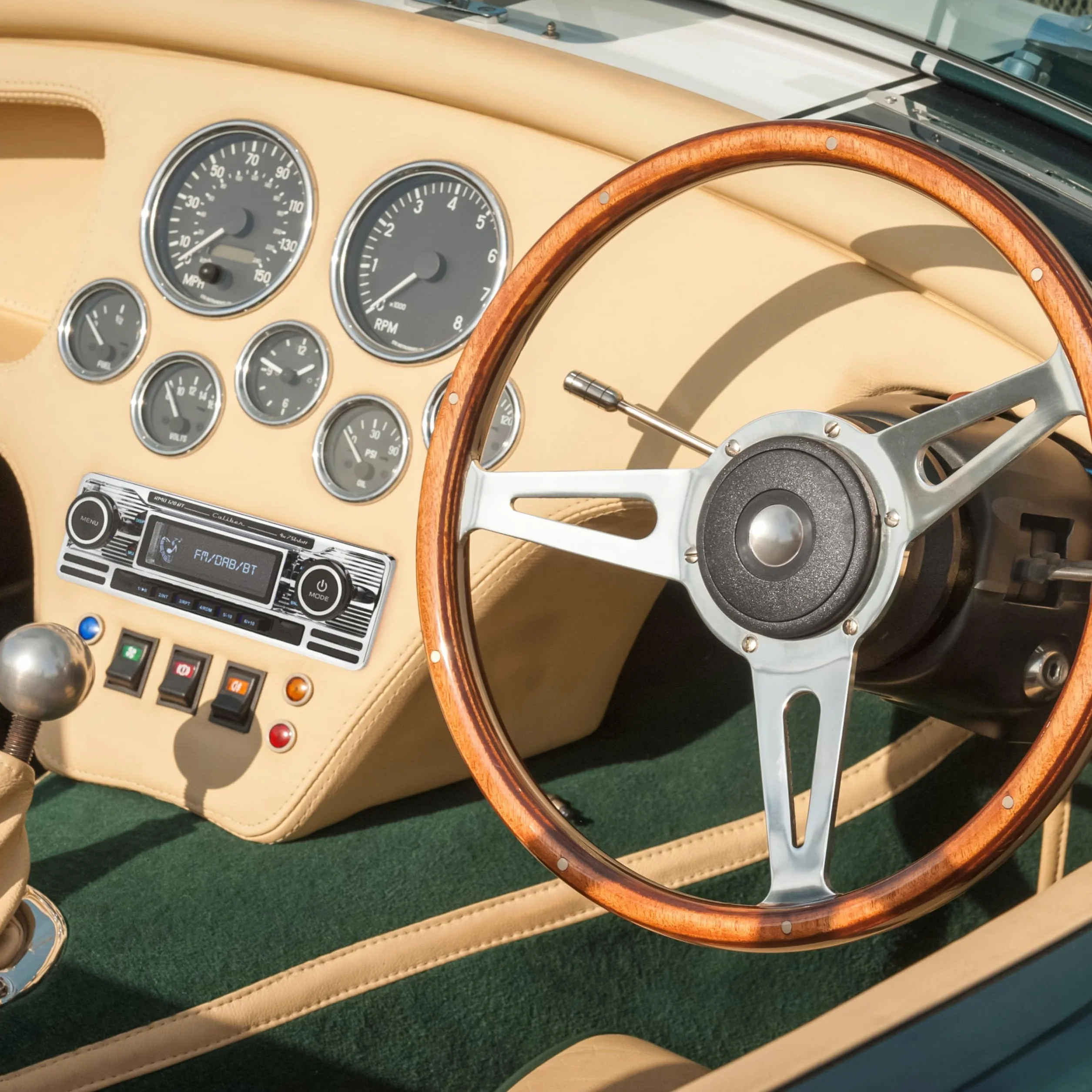 Caliber Radio samochodowe w stylu retro – radio samochodowe Bluetooth USB – FM – 1 DIN radio samochodowe – radio samochodowe z zestawem głośnomówiącym Bluetooth – chrom