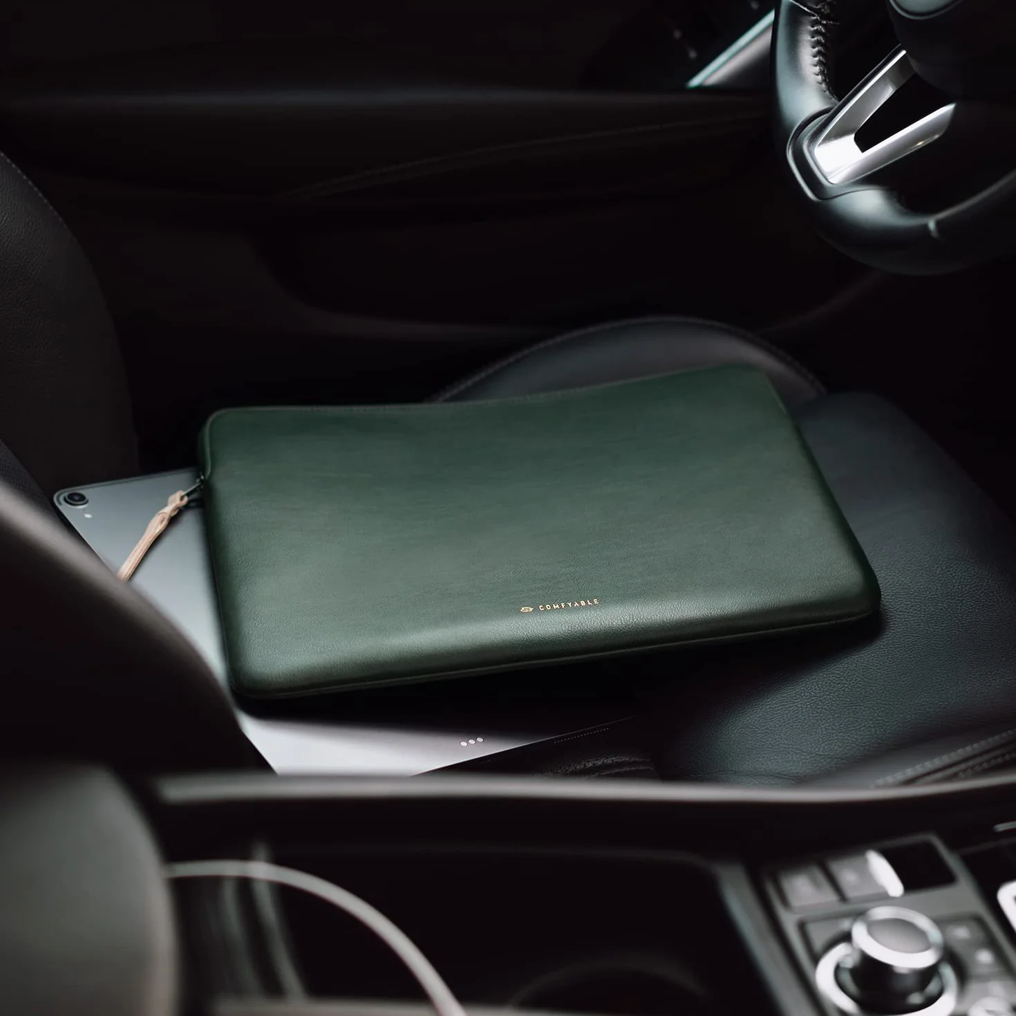 Comfyable etui na tablet kompatybilne z iPad Air 11 cali M4 2026, iPad Pro 11 cali M5, Smart/Magic Keyboard, uchwyt na rysik, wodoodporne etui PU, nocna zieleń