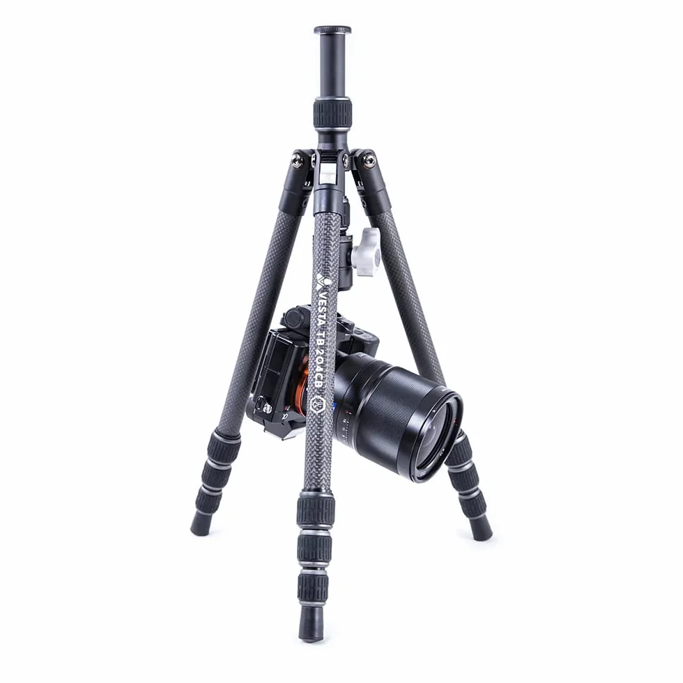 Vanguard Vesta TB 204CB Reisestativ aus Carbon, leicht, Kugelkopf, 4 Abschnitte