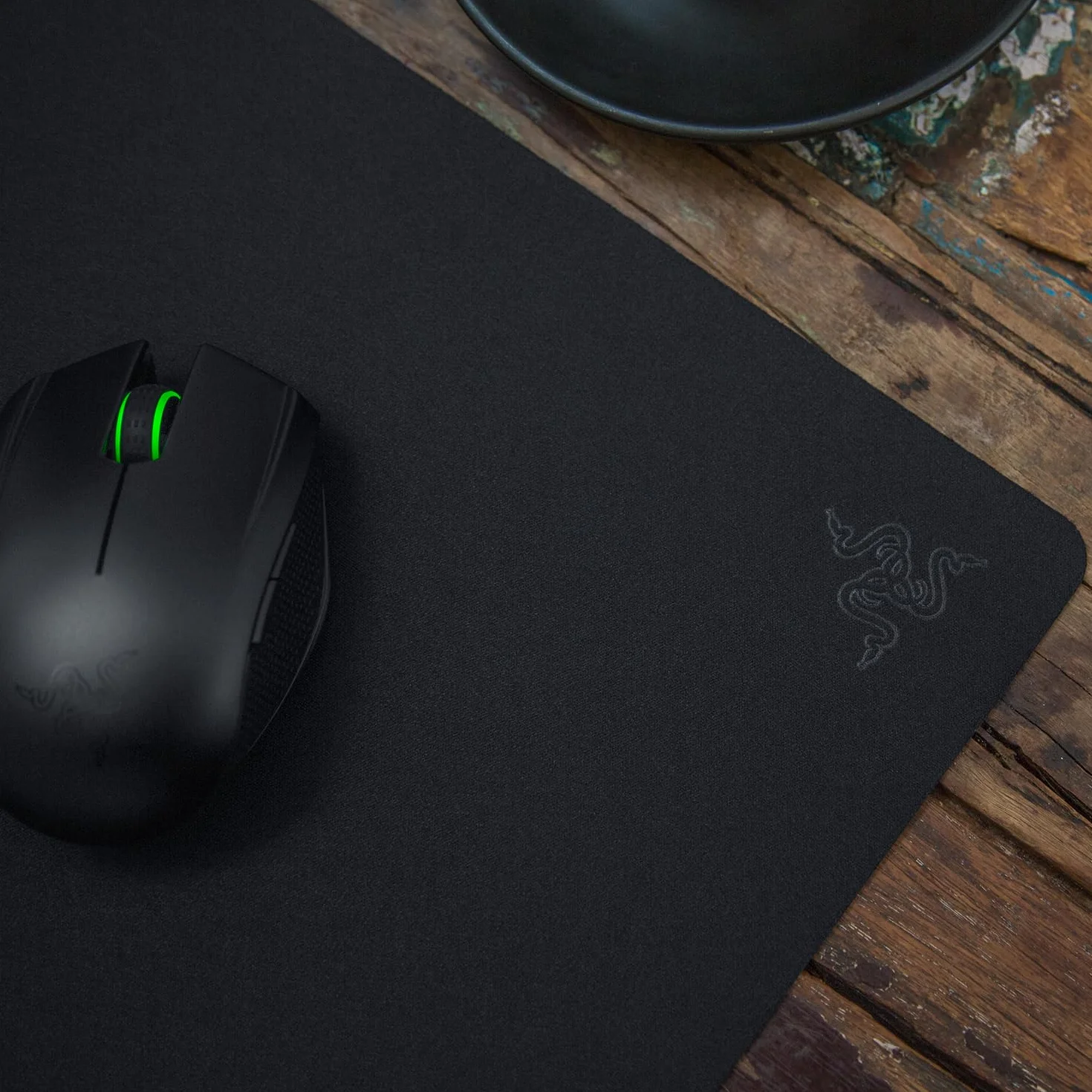 Razer Goliathus Stealth - podkładka pod mysz do gier (mikroteksturowany splot, ultracienka grubość 1,5 mm, przenośna podkładka pod mysz do gier, antypoślizgowa czarna tkanina) Czarny
