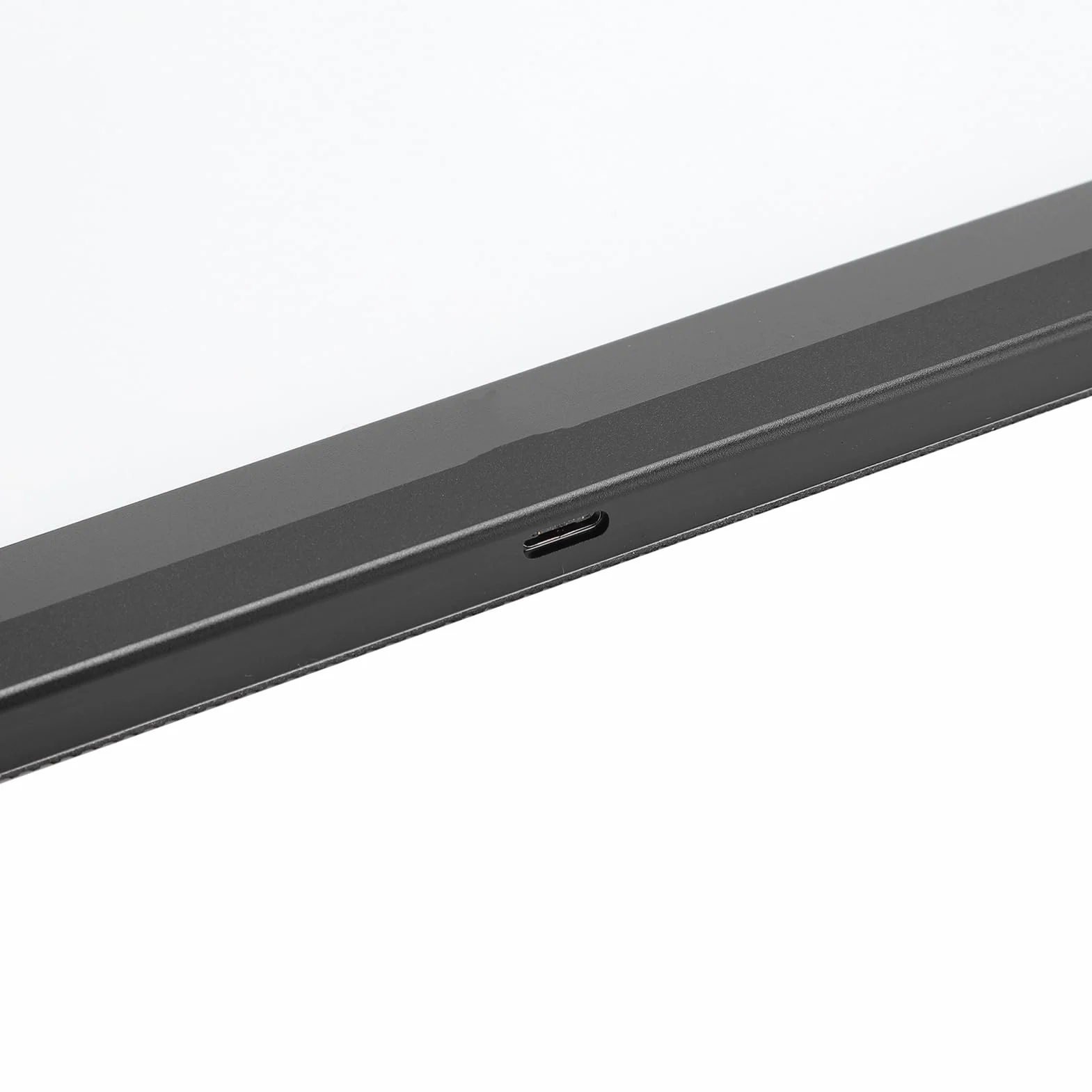 Generic Kolorowa Podświetlana Podkładka Pod klawiaturę do Gier RGB z Wieloma Trybami Oświetlenia Poprawiającymi Wrażenia z Gry, Idealna dla Graczy i Entuzjastów Komputerów PC, Wykonana z Komputera