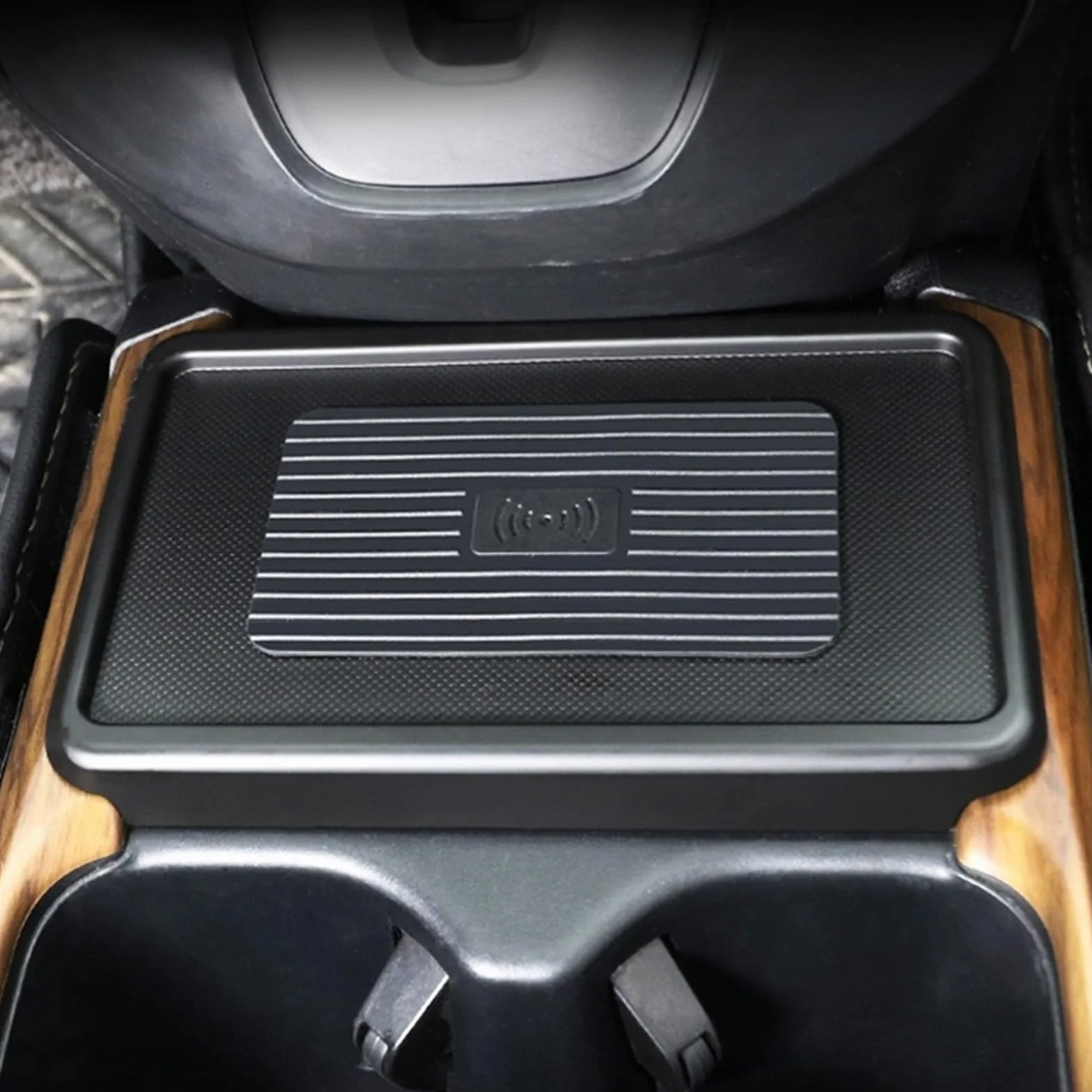 Ładowarka samochodowa Qi Standardowa ładowarka bezprzewodowa 10 W Szybkie ładowanie CRV 2017 2018 2019 Auto, do Smart, Uchwyt na telefon Ładowarka Lewa jazda Samochodowa płyta ładująca