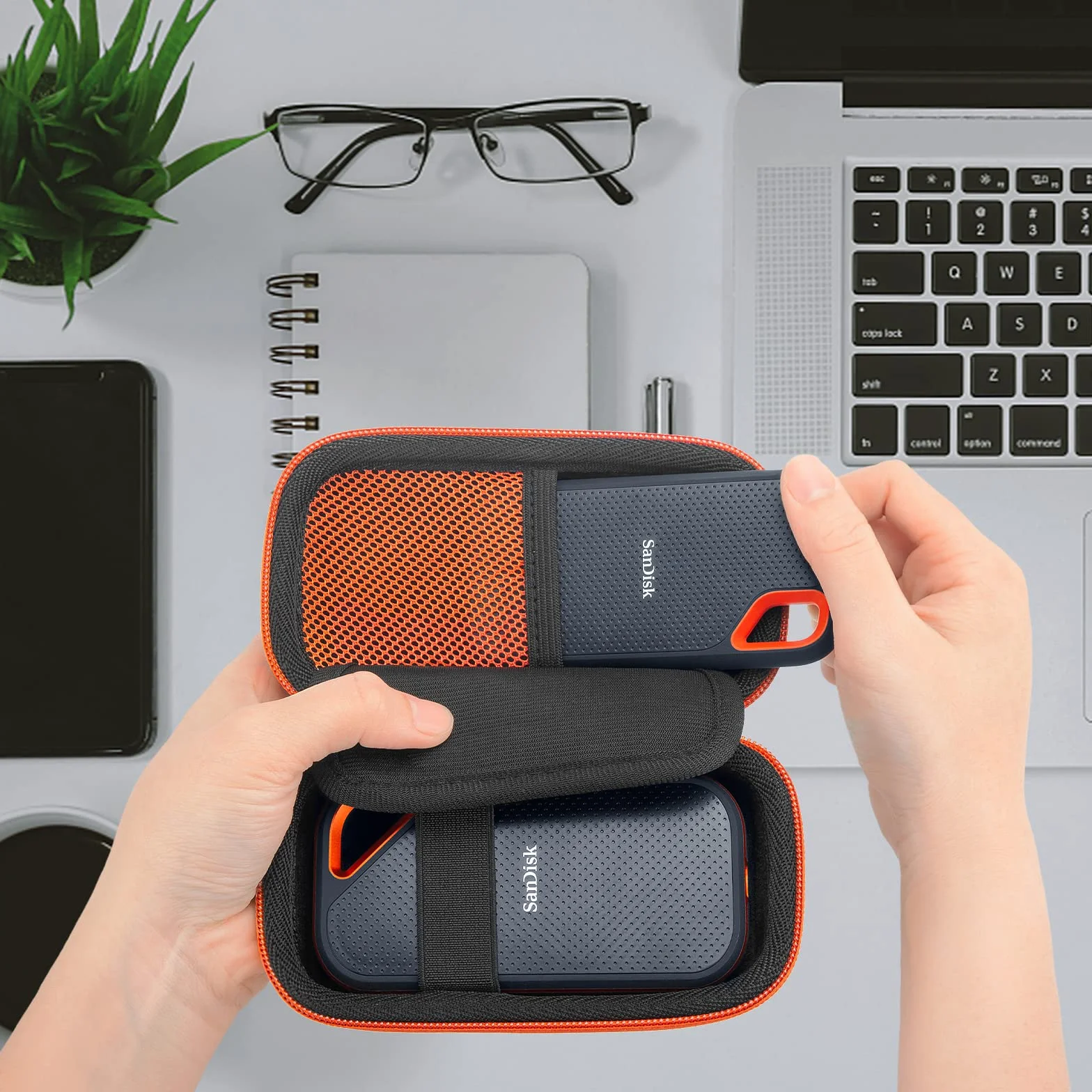 YINKE etui do SanDisk Extreme/Pro, /Crucial BX500/X8, WD My Passport Portable SSD, Houssee Twarda torba ochronna EVA