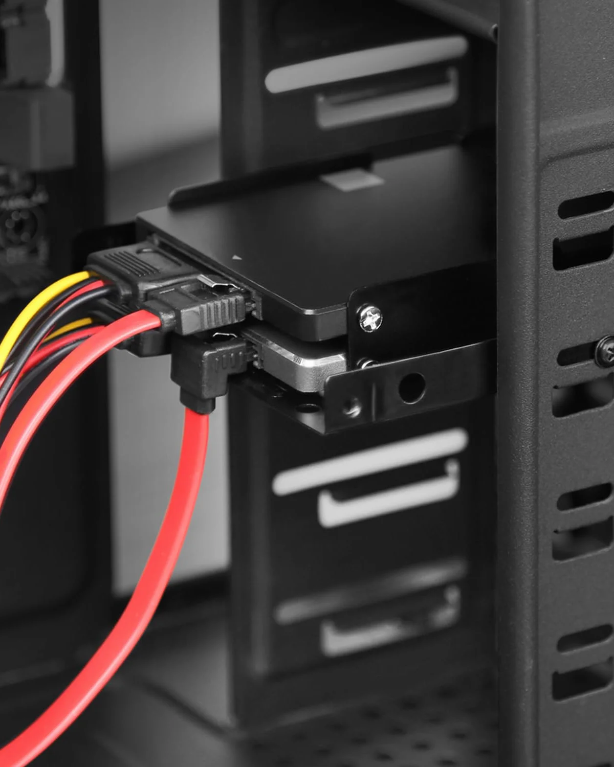 Inateck Ramka montażowa do dysku twardego 2,5" HDD/SSD, 2,5" na 3,5" wewnętrzny podwójny dysk twardy, obsługuje 1 lub 2 SSD/s, w zestawie akcesoria montażowe i kabel SATA 3
