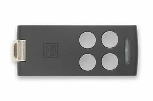 Cardin Seria S 504 C4 pilot zdalnego sterowania 433,92 MHz 4 kanały (Cod. TXQ504C4)