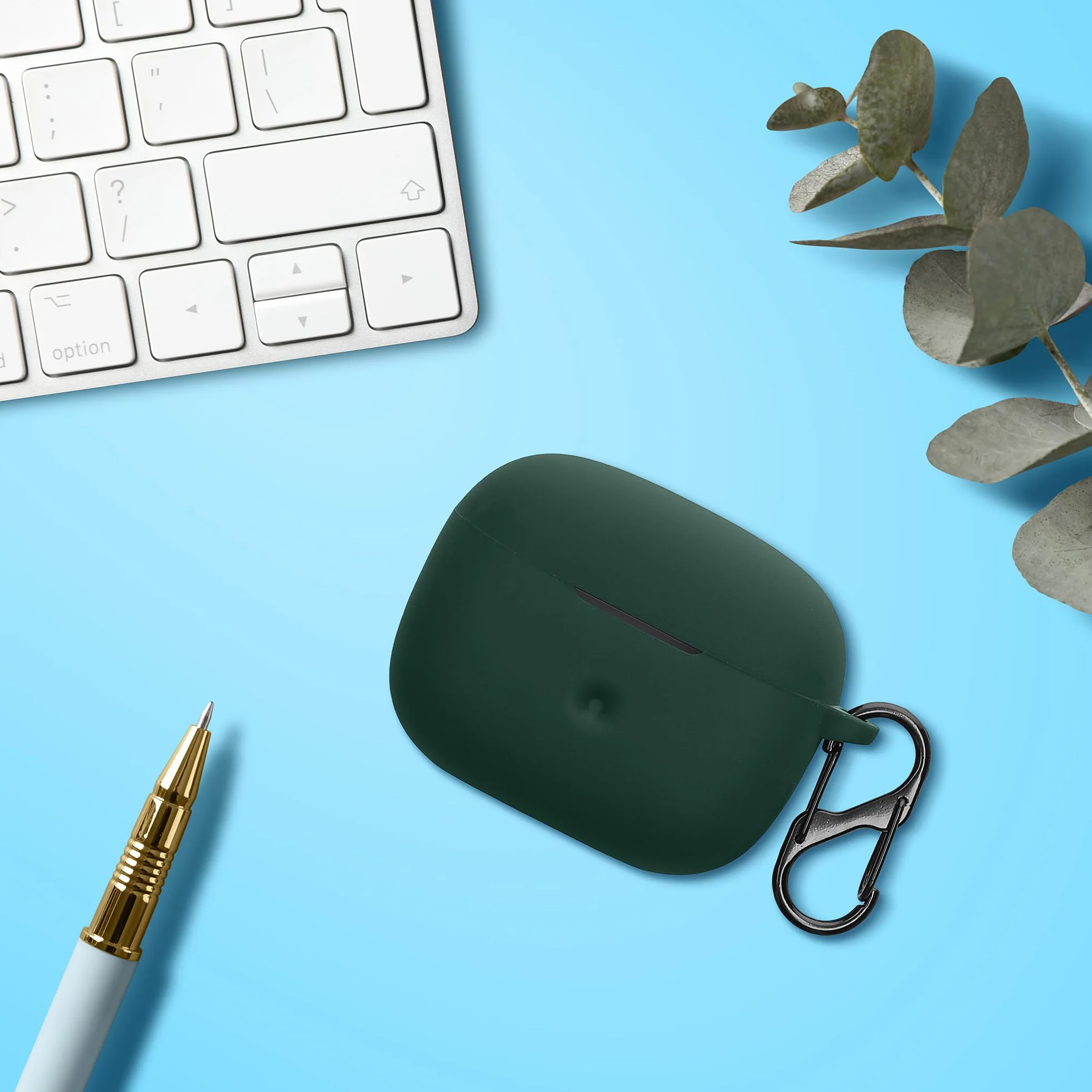 kwmobile Silikonowe etui kompatybilne z Bowers & Wilkins Pi8 – pokrowiec przyklejana skóra z klipsem – ciemnozielony