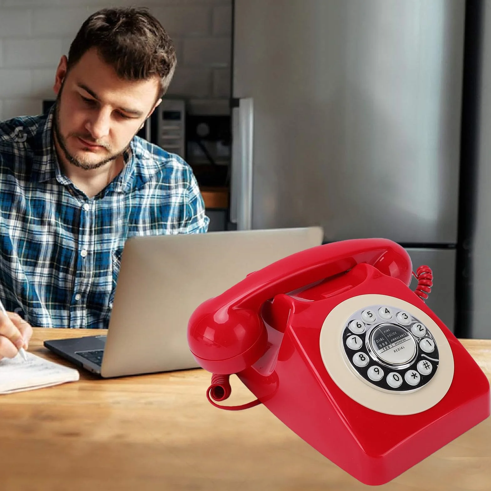 Denash Przewodowy Telefon Stacjonarny w Stylu Retro, Klasyczny Telefon z Wybieraniem Typu Push Dial i funkcją Ponownego Wybierania Numeru, Zabytkowy Domowy do Biura i Deko (czerwony)
