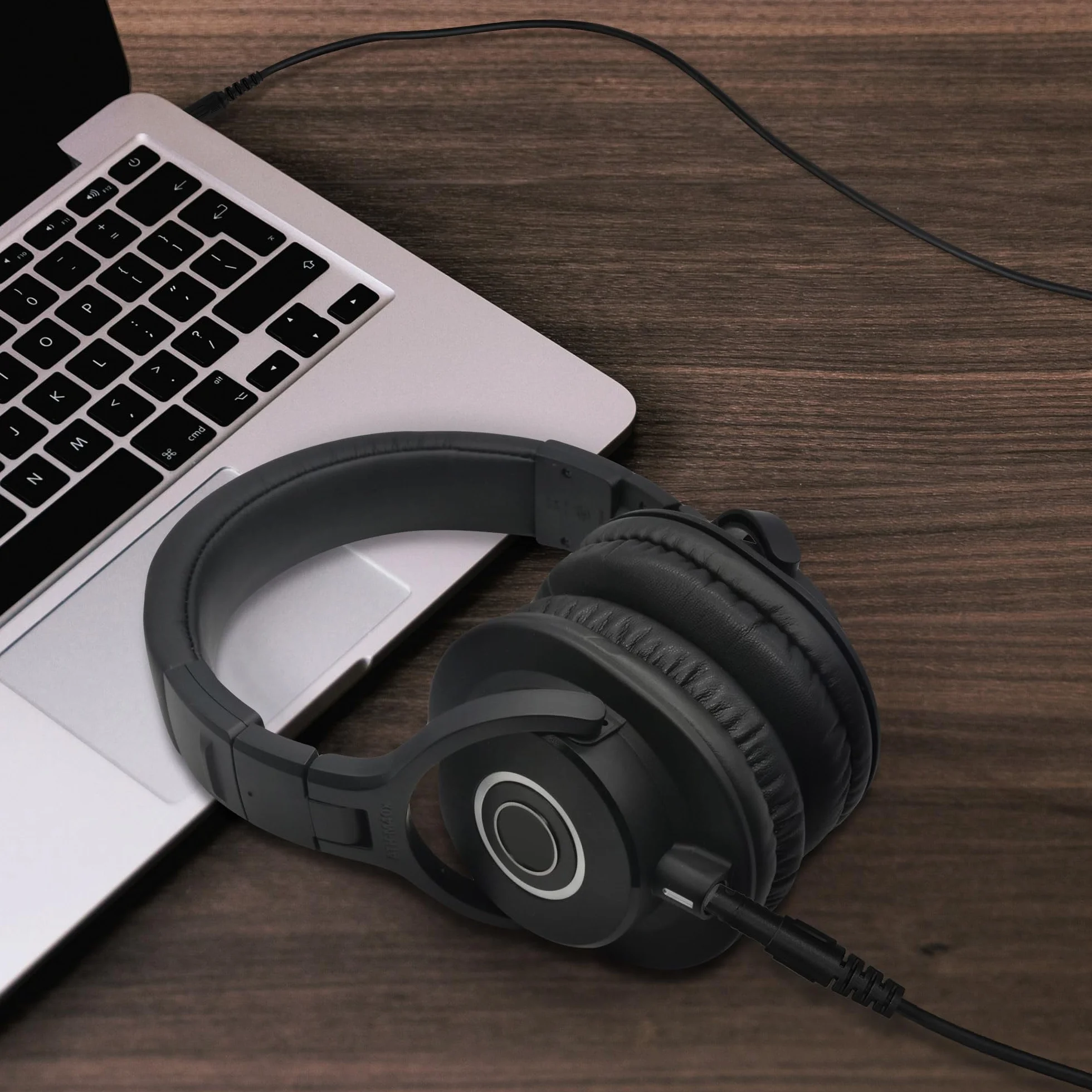 kwmobile zamienny kabel do słuchawek jack 3,5 mm - kompatybilny z AudioTechnica ATH-M50X / M40X / M60X / M70X - 120 - w kolorze czarnym
