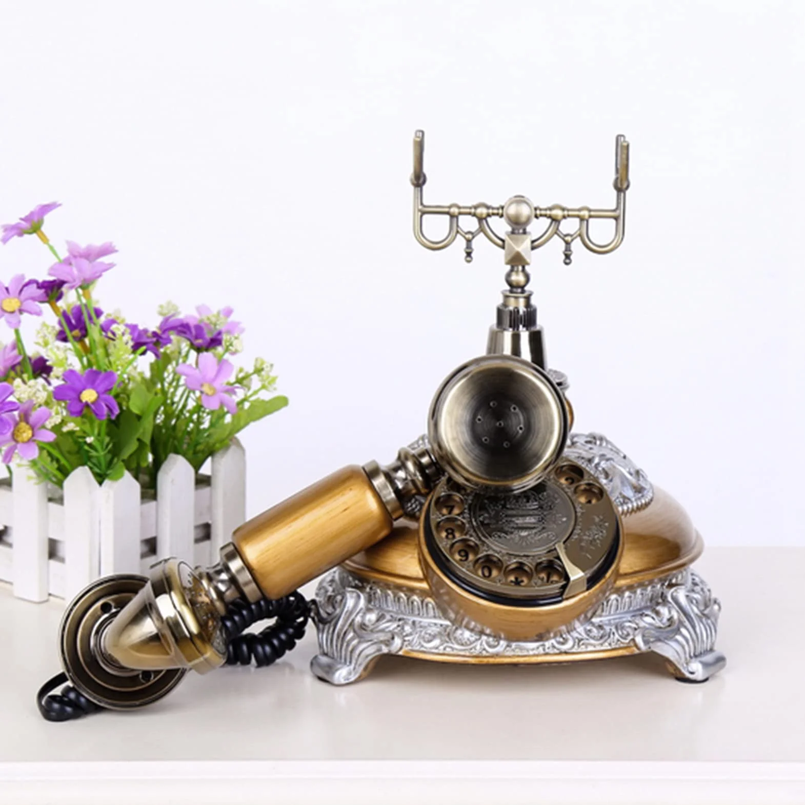 Zabytkowy telefon Telefon europejski Amerykański dom stacjonarny Biuro Antyczny w stylu retro Wodoodporna galwanizacja wysokich temperaturach(Gold)