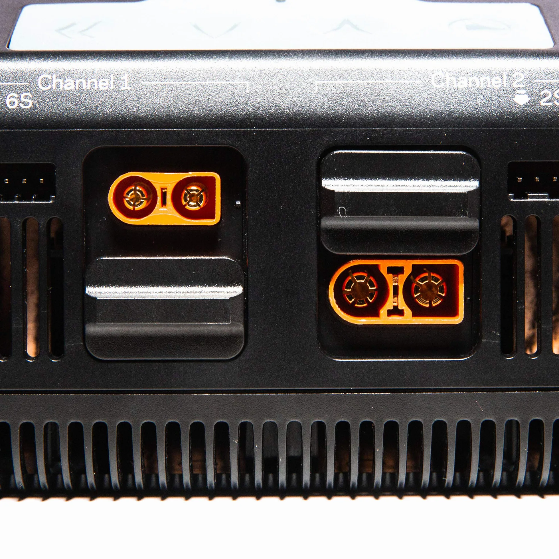 Spektrum S2200 G2 AC 2 x 200 W inteligentna ładowarka międzynarodowa
