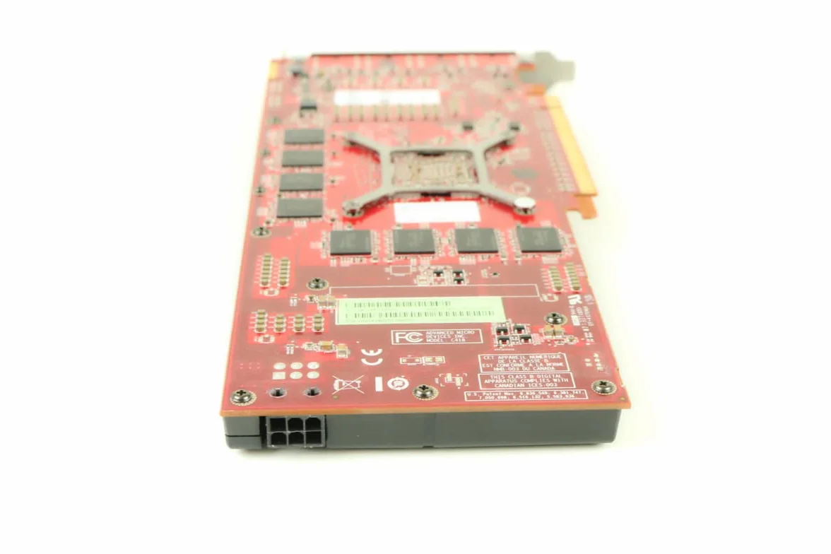 Sapphire Karta graficzna AMD FIREPRO W7000 (4 GB, GDDR5, PCI-E, QUAD DP FULL)