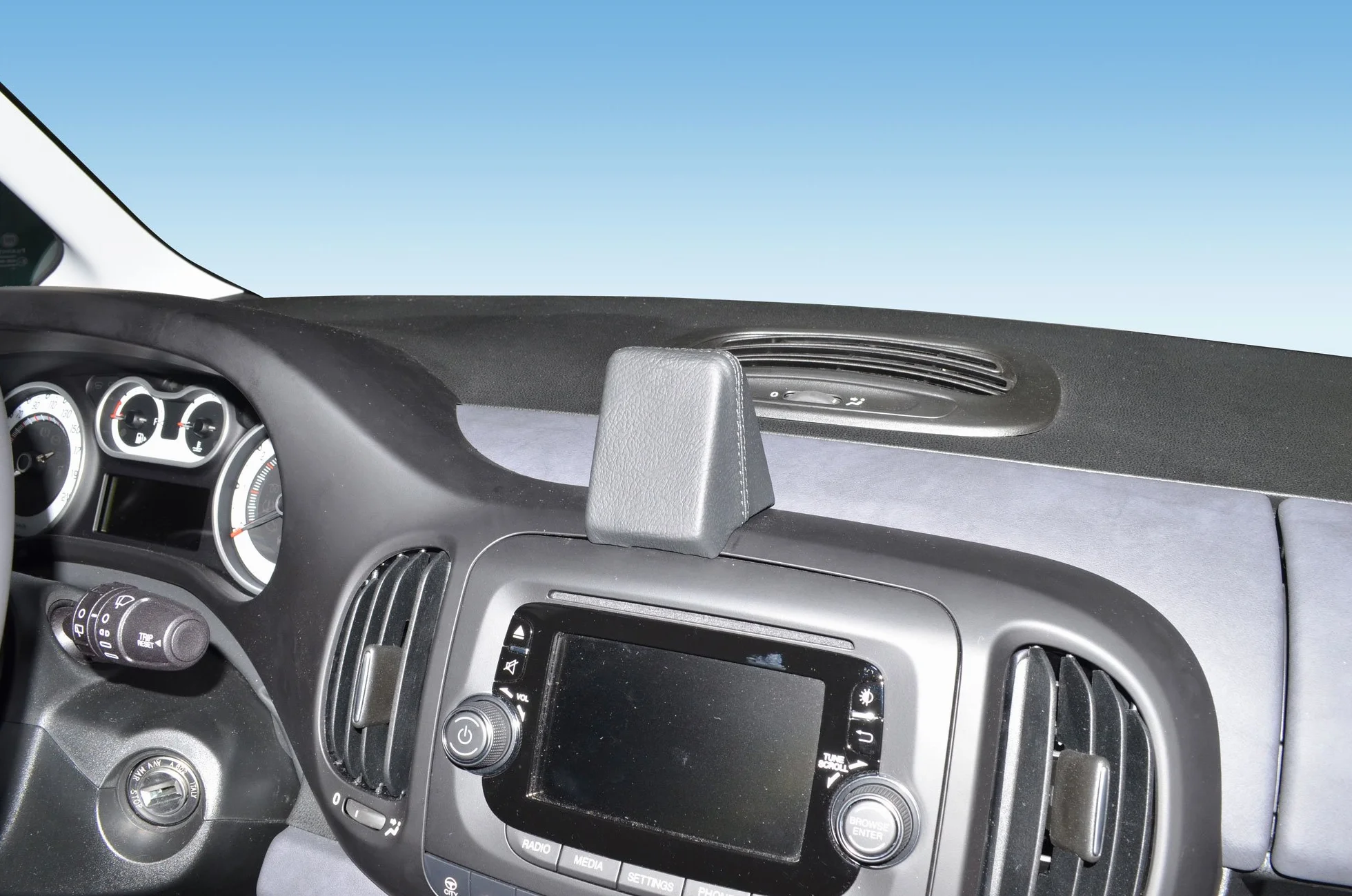 KUDA Uchwyt na telefon komórkowy pasujący do FIAT 500 L od 2013 roku - konsola telefoniczna do smartfonów, telefonów komórkowych, nawigacji i wielu innych – konsola ze sztucznej skóry, czarna, 5185