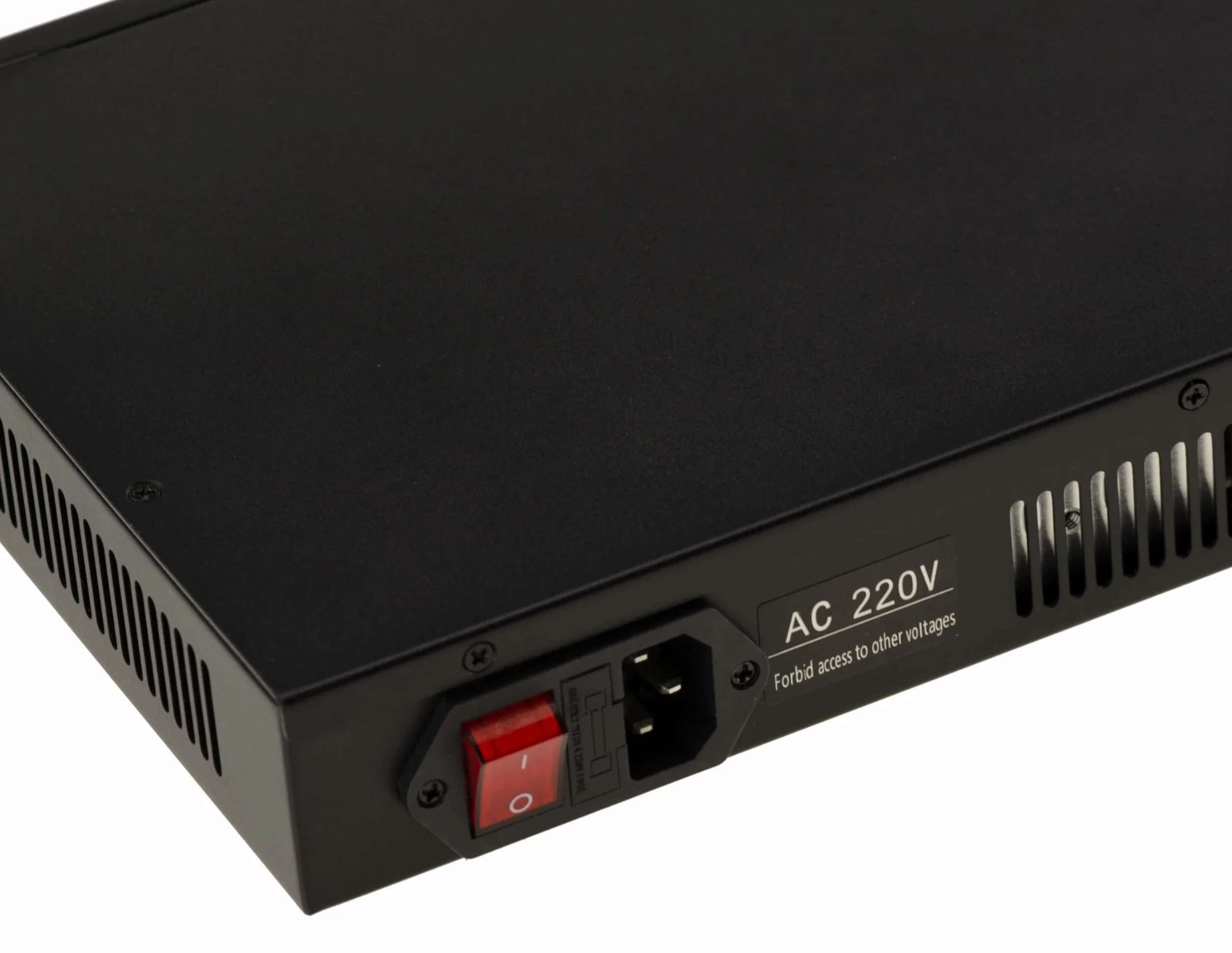 KALEA-INFORMATIQUE Przemysłowa stacja ładująca do montażu w szafie rack 44 cm, 20 portów USB typu C, maksymalna moc 200 W, zasilanie 5 V 2,1 A na port