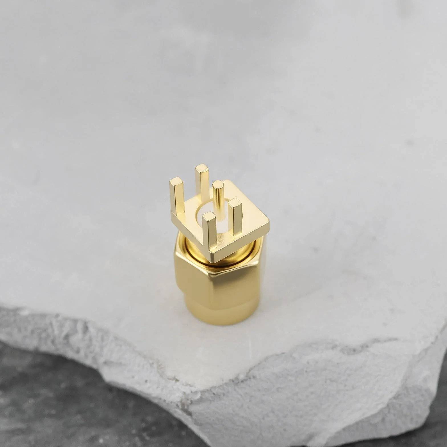 Create idea 10 szt. 4-pinowe złącze wtykowe SMA męskie 1,7 x 4,2 mm wtyczka do montażu krawędzi panelu PCB 50 omów do anteny radiowej