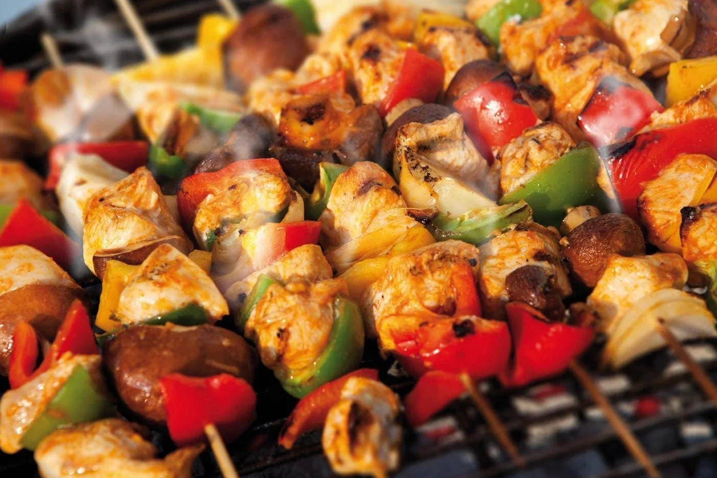 Chef Aid Brykiet do grilla, wysokiej jakości, 100% naturalny węgiel drzewny z odpowiedzialnej gospodarki leśnej, łatwy do rozpalenia i trwały