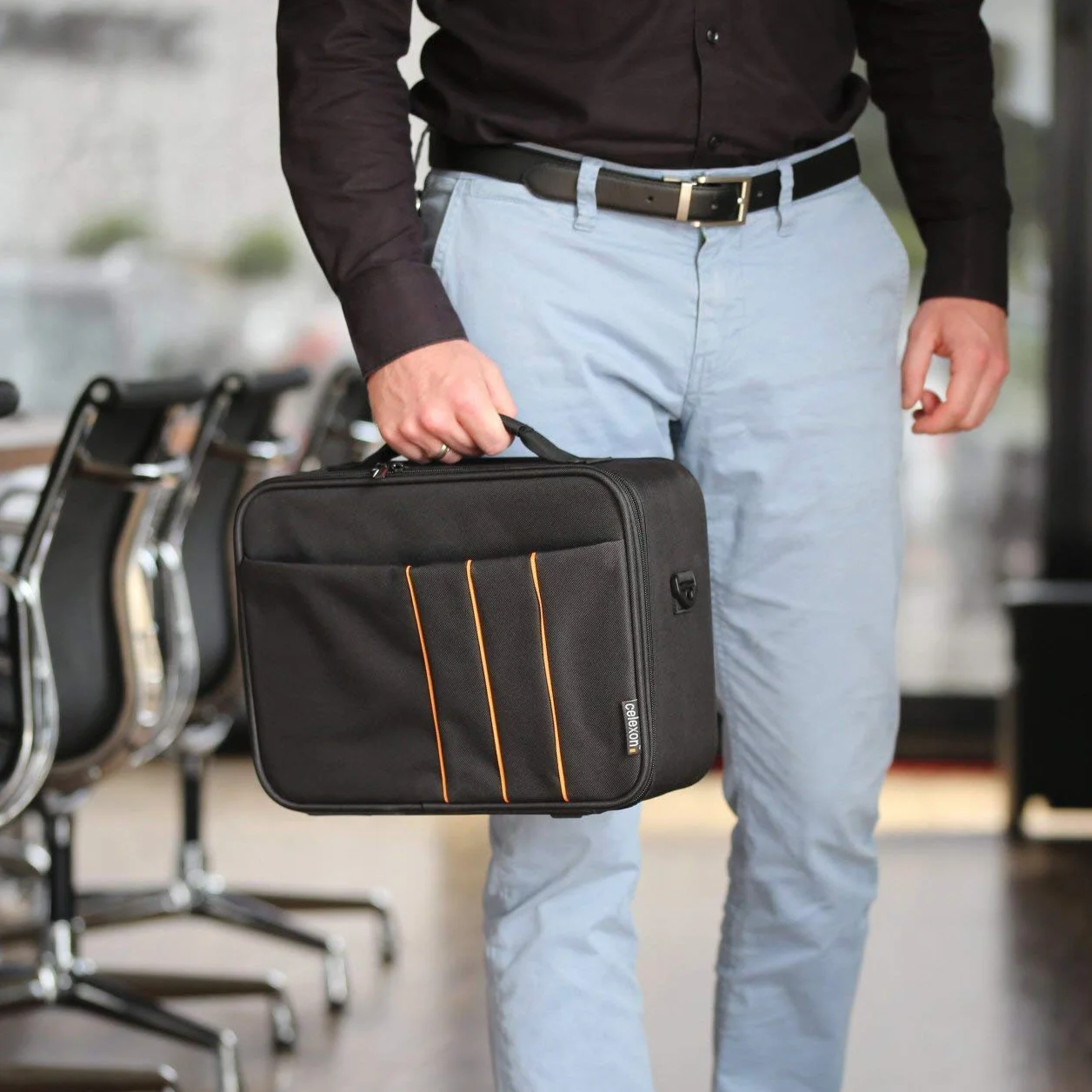 celexon Torba do rzutnika Economy – 41 x 29 x 15 cm – twarda obudowa – odporna na działanie wody i zmywalna – 100% poliester – czarna