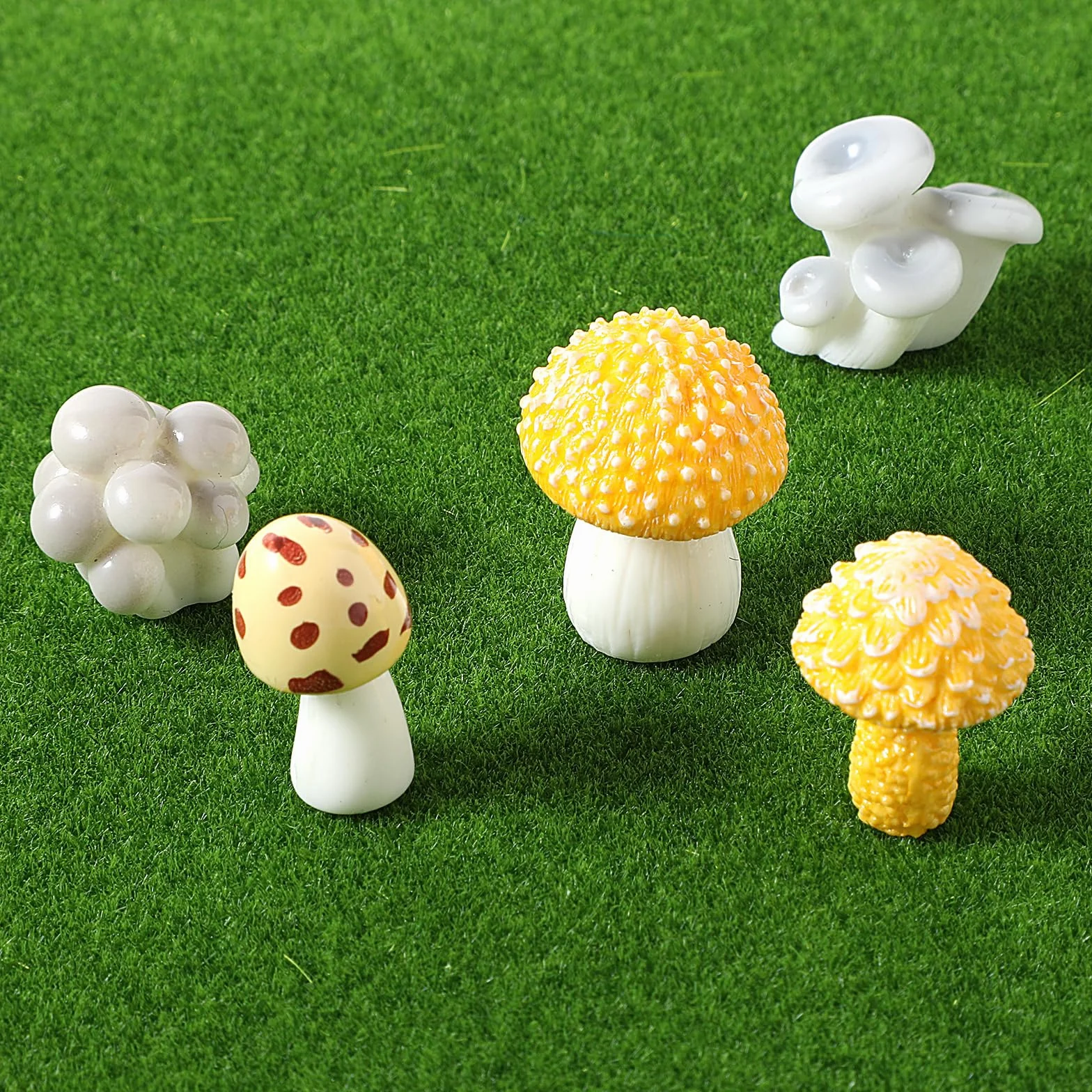 Lusofie Sztuczna trawa 15 x 15 cm miniaturowa murawa zewnętrzna mata DIY