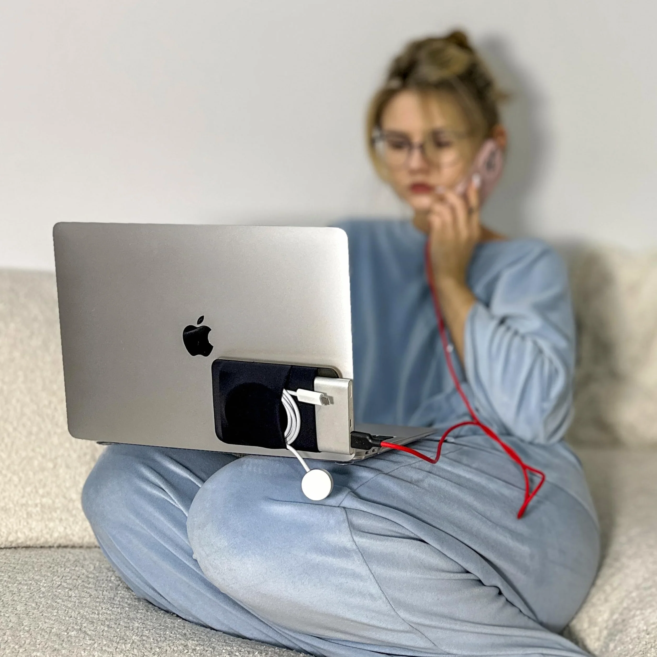 MyGadget Etui na zewnętrzny dysk twardy samoprzylepny czarny