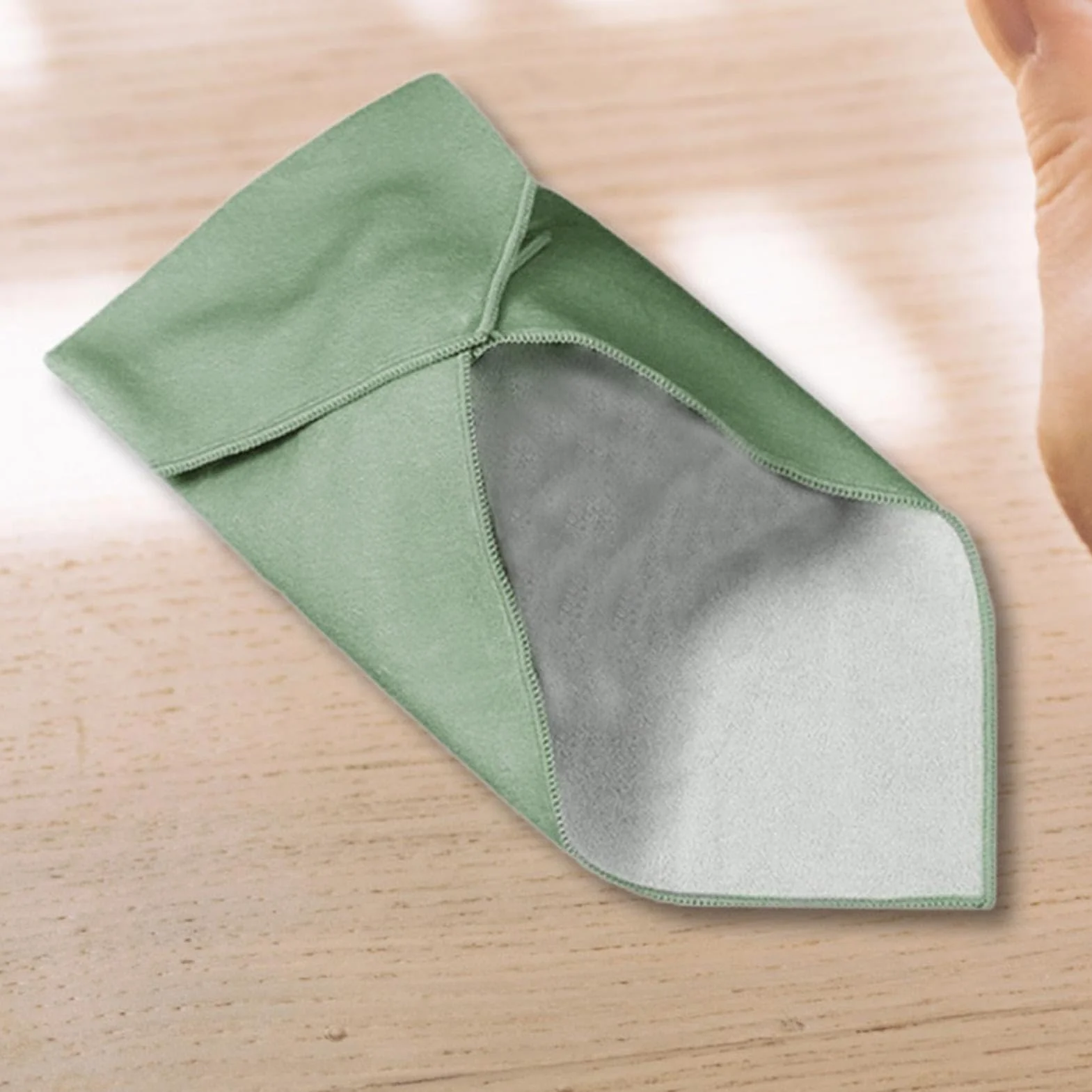 Generico Lens Wrap, ?kkie owini?cie aparatu ochronnego, owijanie ochronne, self-adhesive Camera Lens Wrap, ochrona obiektywu lustrzanki, folia poliestrowa obiektyw, akcesoria cyfrowe
