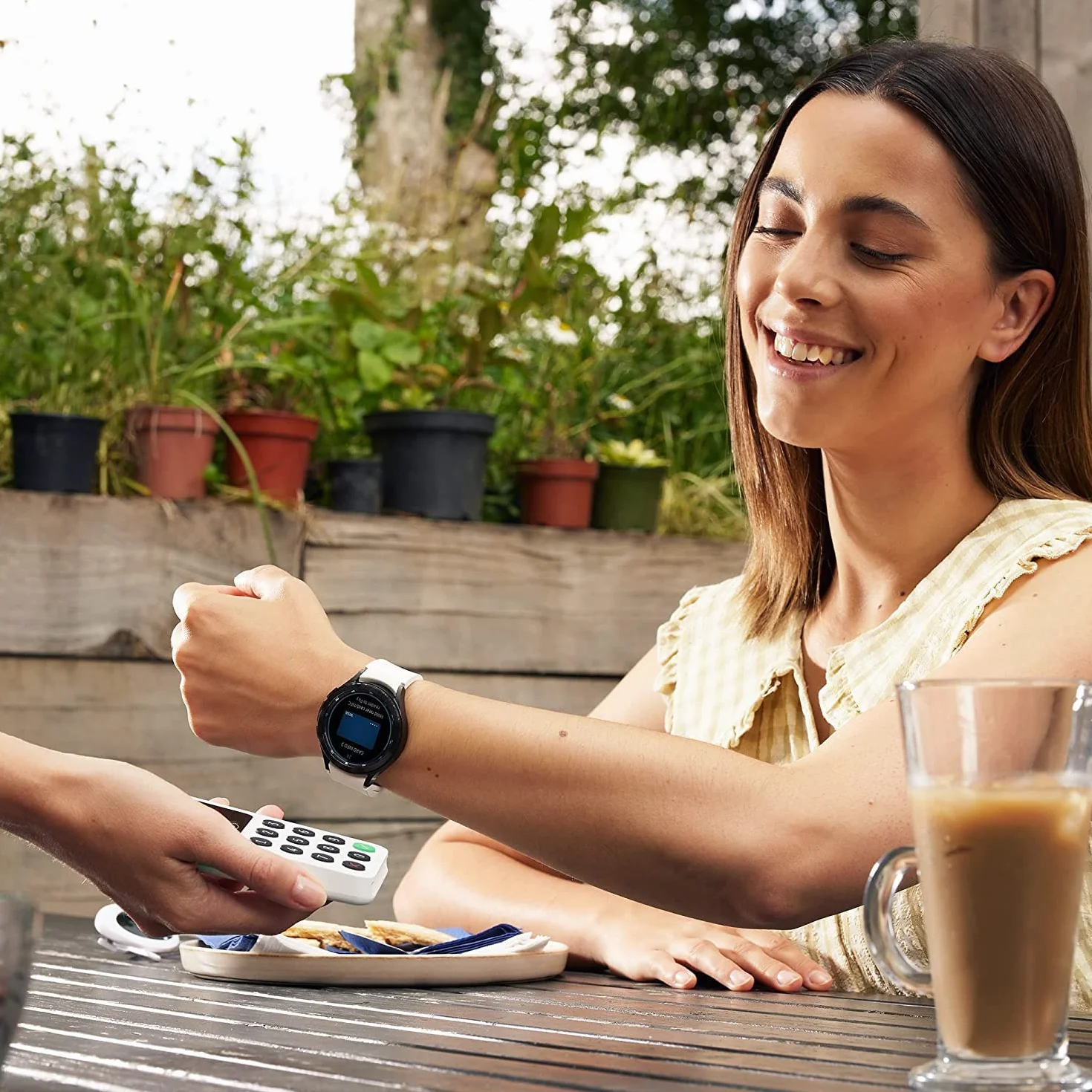 Samsung Galaxy Watch4 Classic - 46mm - czarny - inteligentny zegarek z opaską sportową na grzbiecie - Flouroelastomer - czarny - wyświetlacz 3,46 cm (1,4")