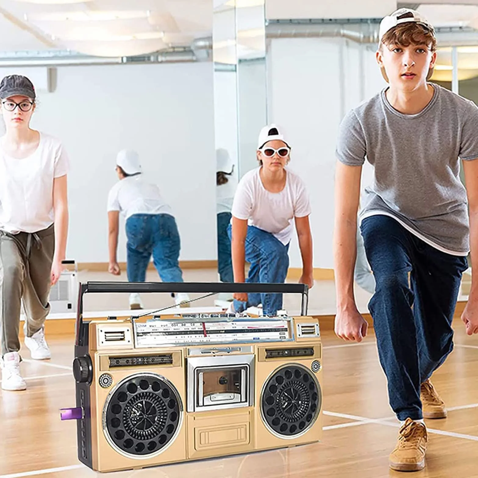 Boombox retro z Bluetooth, odtwarzacz taśmowy CD, radio FM/DAB+, nagrywanie USB do podróży rodzinnej