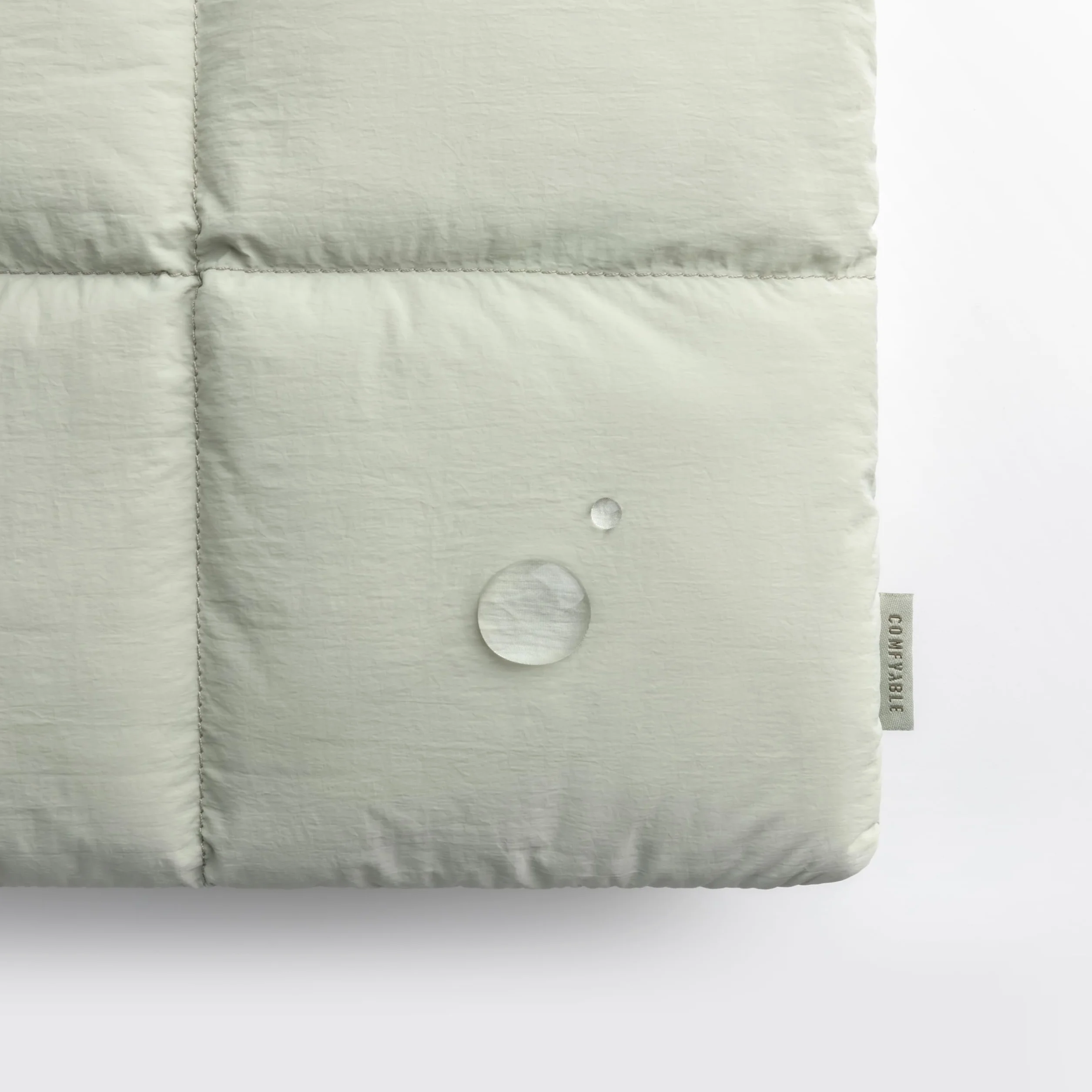 Comfyable Nylonowy pokrowiec na laptopa z ukrytym uchwytem na MacBooka