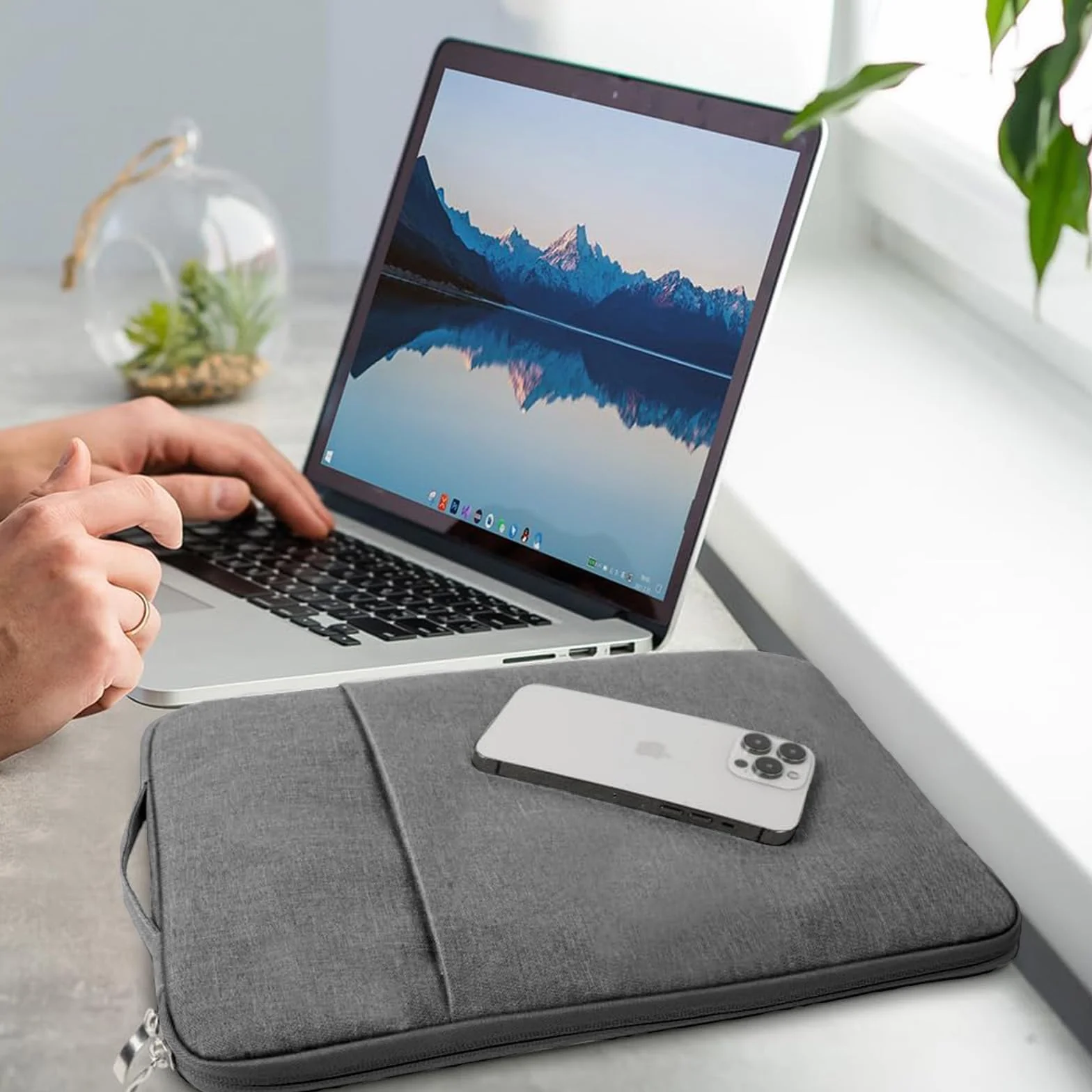 Flintronic Pokrowiec na laptopa 15,6 cala, przenośny, wodoodporny męski pokrowiec na laptopa z kieszeniami i przegródkami, kompatybilny z MacBookiem, Asus, Dell, HUAWEI 15,6 cala (ciemnoszary)