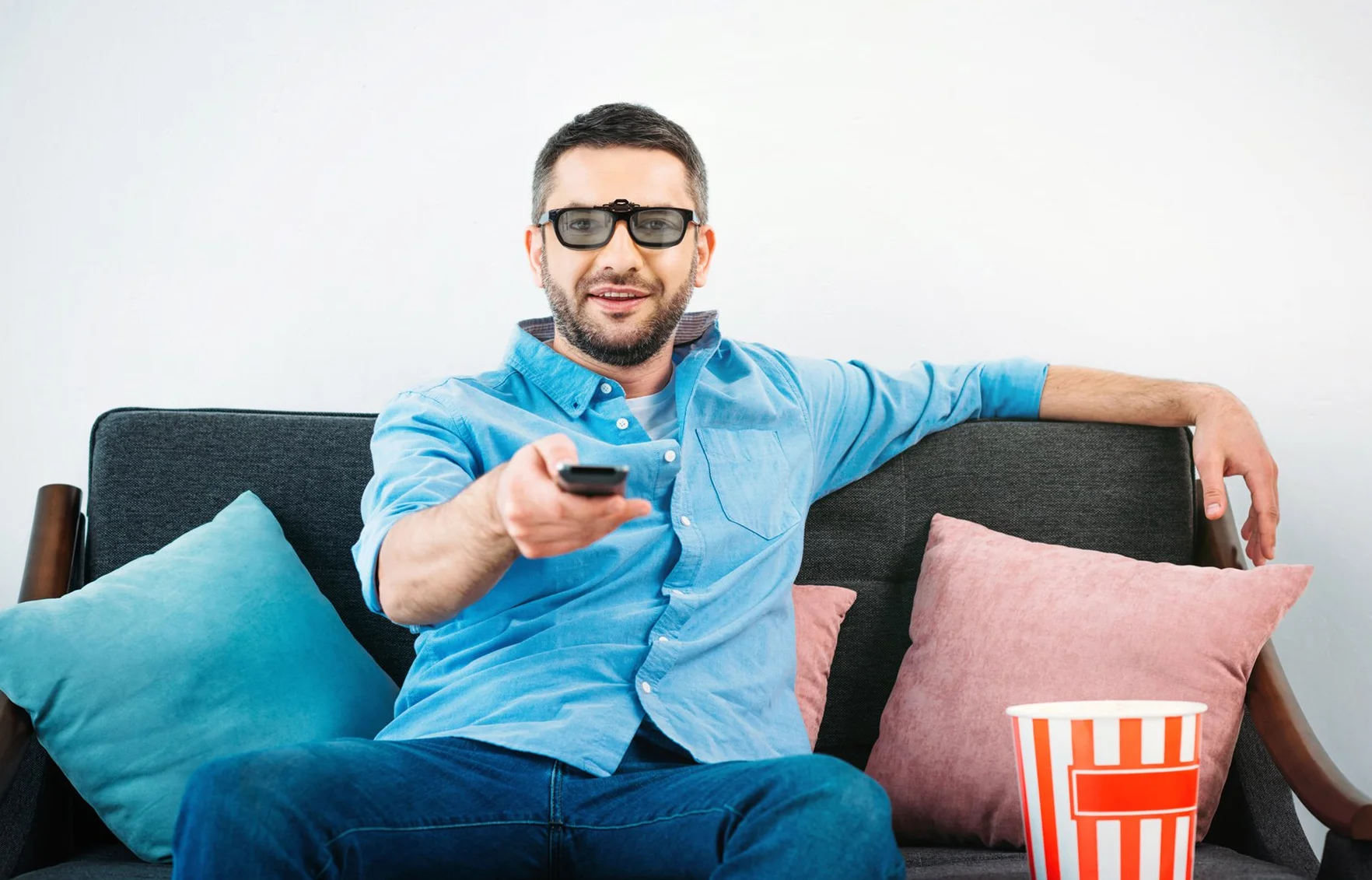 Pasywne okulary 3D Clip-On Zestaw 4 sztuk kompatybilne z LG Philips Panasonic Toshiba Grundig RealD