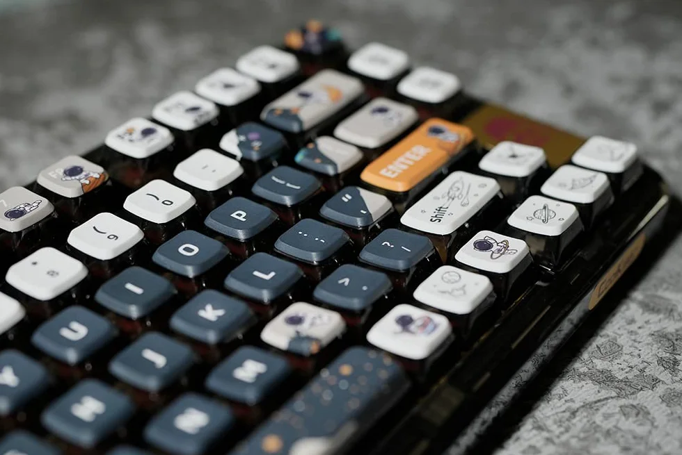 Nasadki klawiszy PBT Pudding, klawisze z motywem astronauty, zestaw nasadek klawiszy sublimacyjnych, profil ASA niestandardowe nasadki klawiszy do klawiatury mechanicznej Cherry Gateron MX Switch