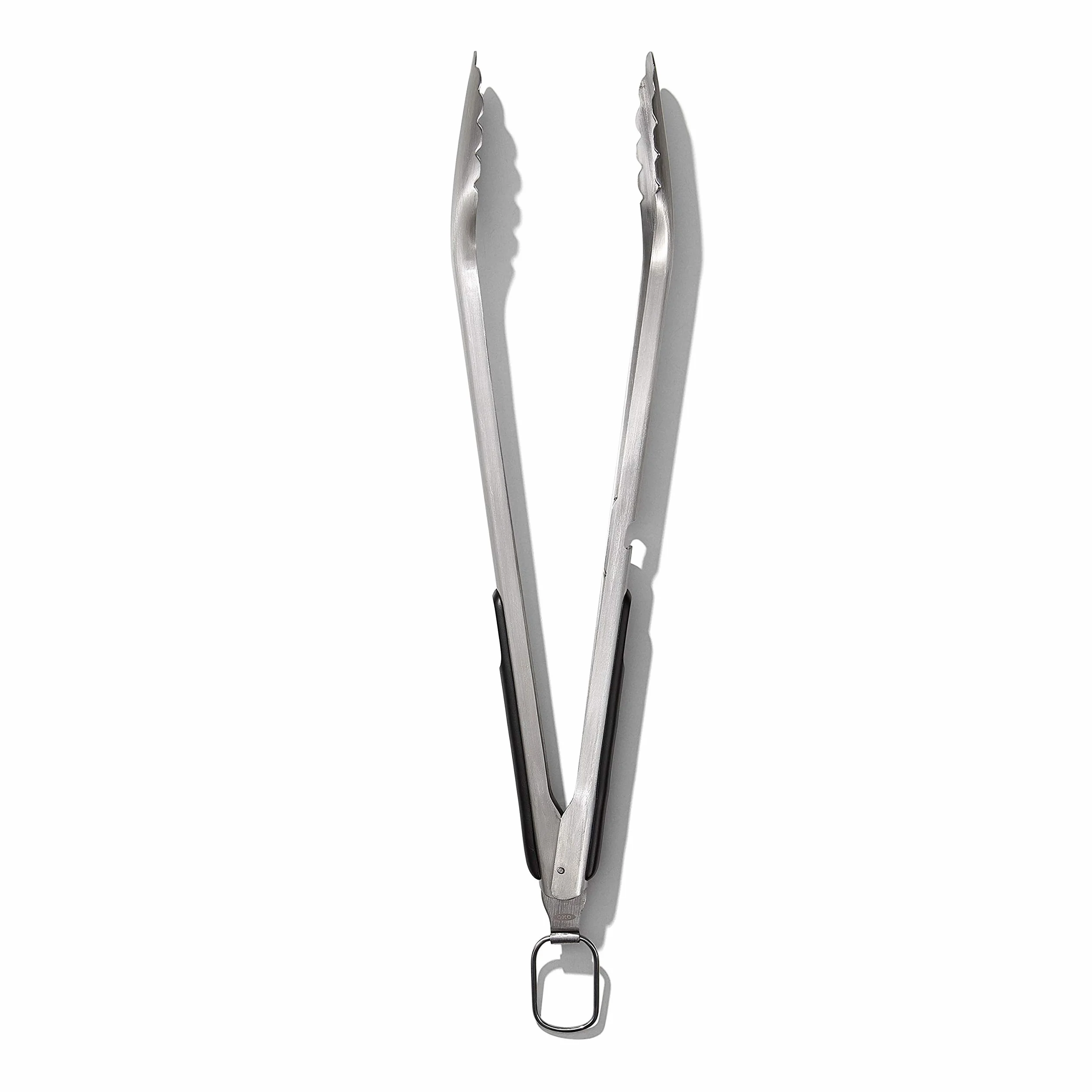 OXO Good Grips długie szczypce do grilla ze stali nierdzewnej z wbudowanym otwieraczem do butelek, 47,5 cm – do kiełbasek, warzyw i innych, czarne