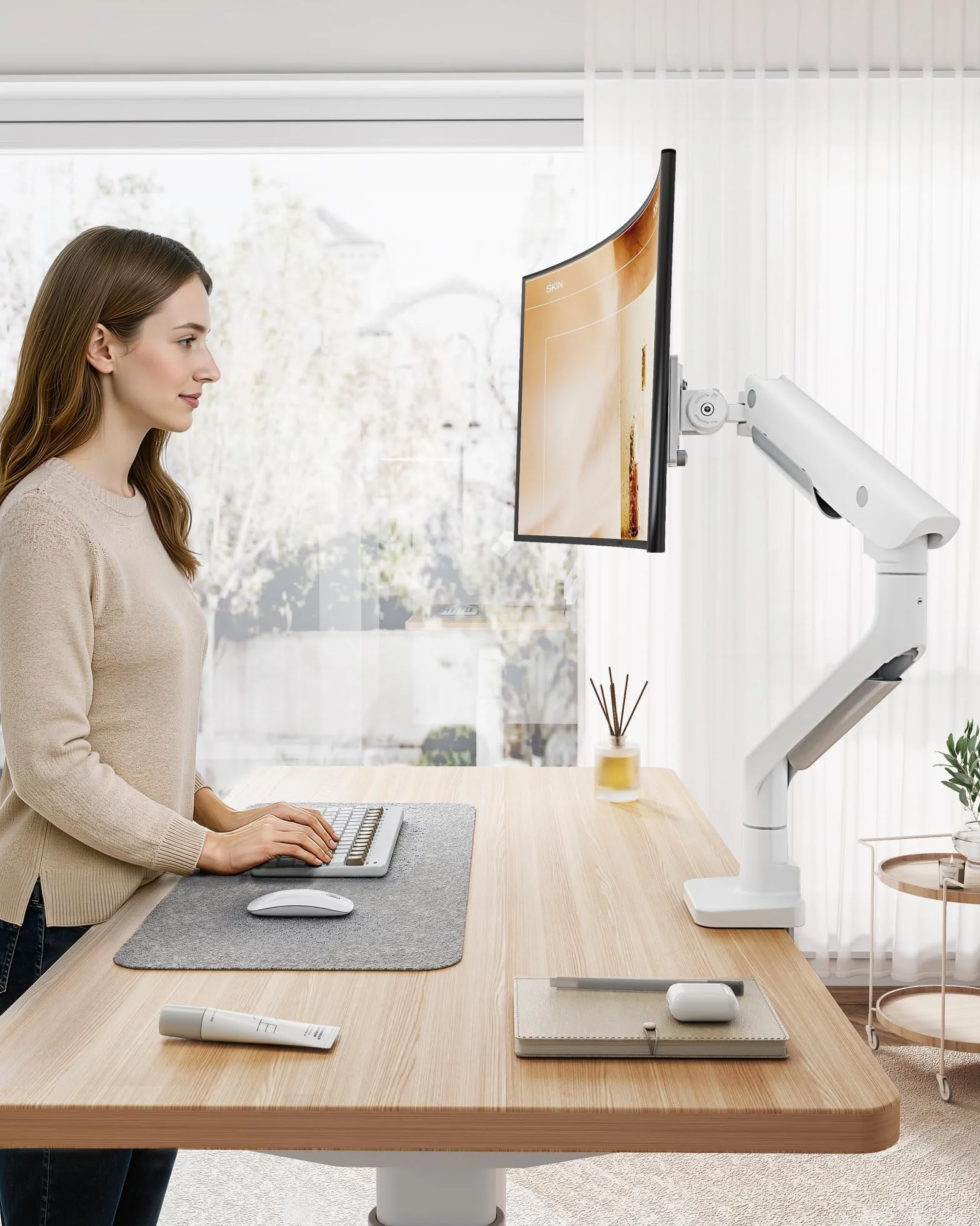 monTEK Wytrzymałe ramię do monitorów ultrapanoramicznych 17–57” do 27 kg | Aluminiowy uchwyt na jeden monitor z opcjami montażu na zacisk C lub przez otwór w blacie, VESA 75 mm/ 100 mm, Biały
